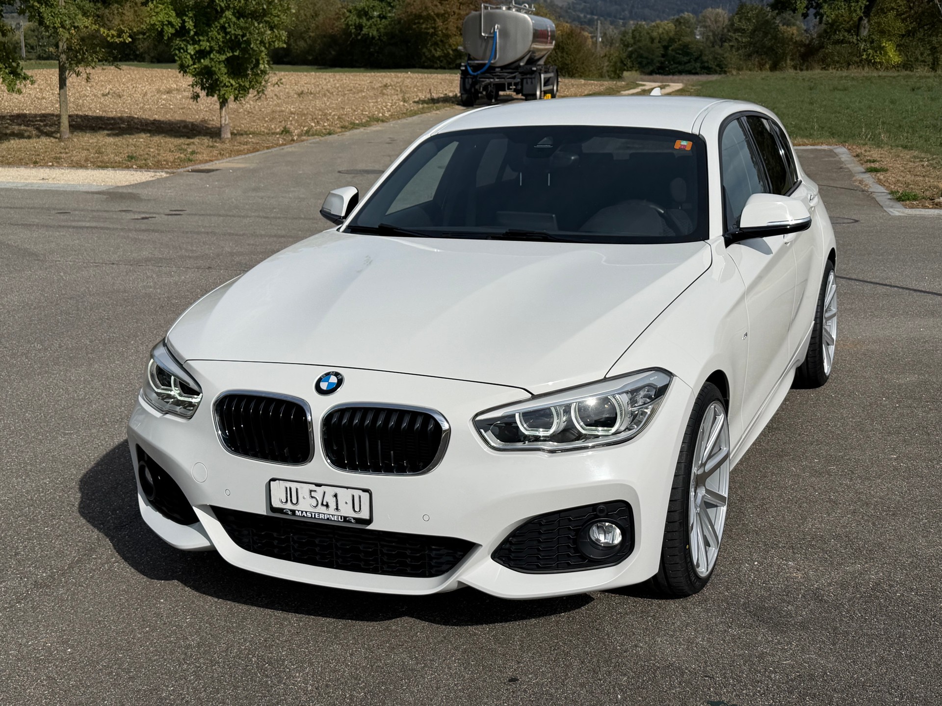 BMW 118i M Sport-image-2