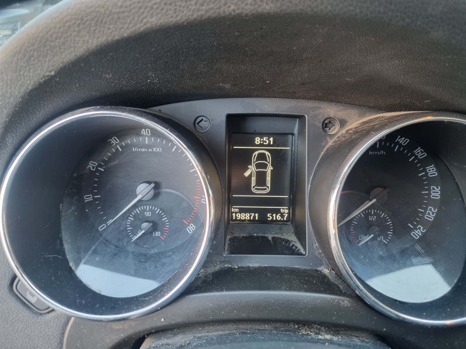 SKODA Yeti 1.8 TSI Ambition 4x4-image-9