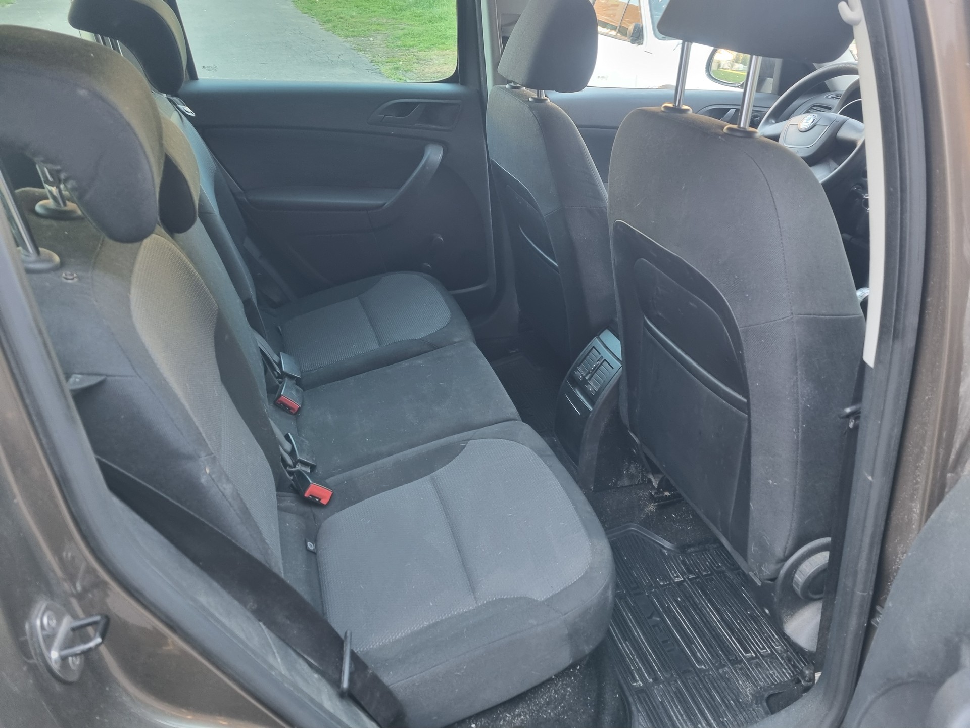 SKODA Yeti 1.8 TSI Ambition 4x4-image-5