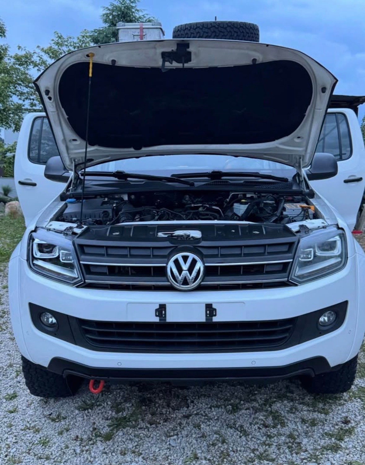 VW 2.0 TDI 180 Dark Label 4m-image-5
