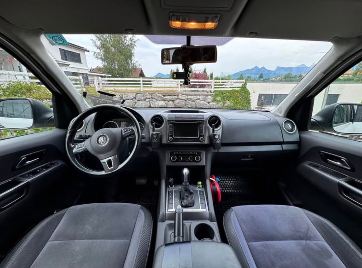 VW 2.0 TDI 180 Dark Label 4m-image-6