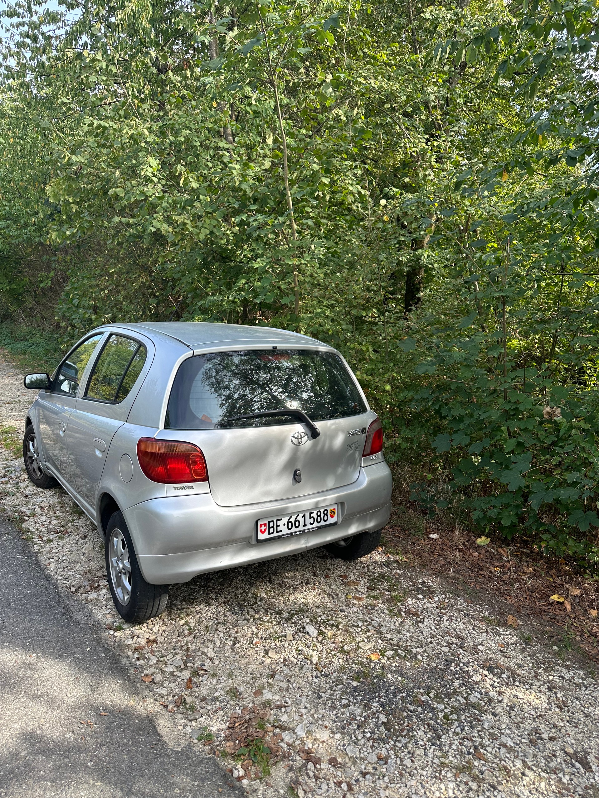 TOYOTA YARIS-image-3