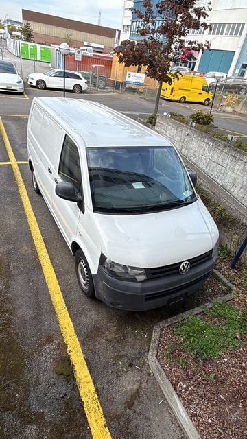 VW T5 2.0 TDI-image-1