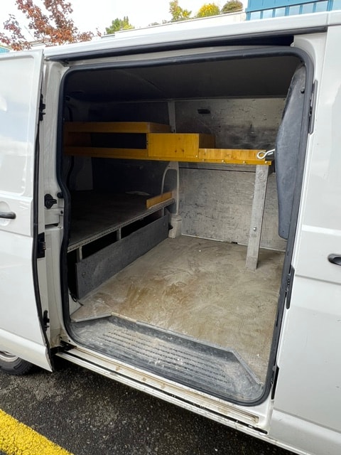 VW T5 2.0 TDI-image-7