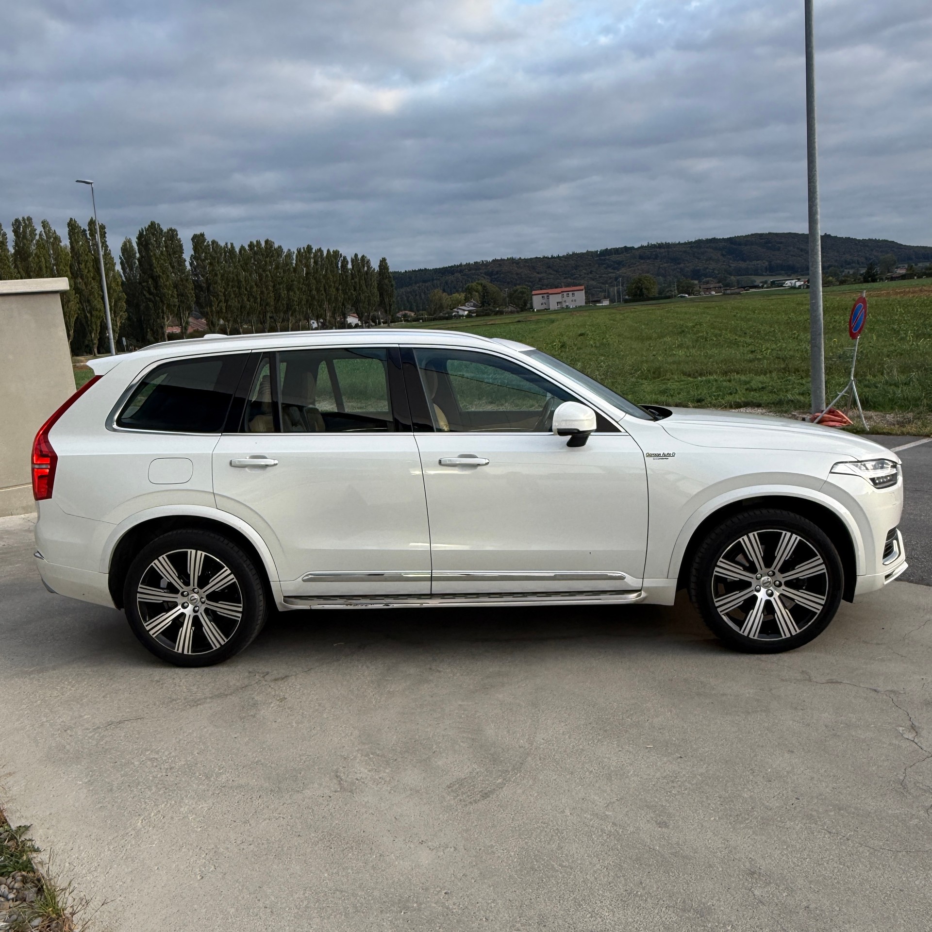 VOLVO XC90 T8 eAWD Inscription Geartronic-image-5