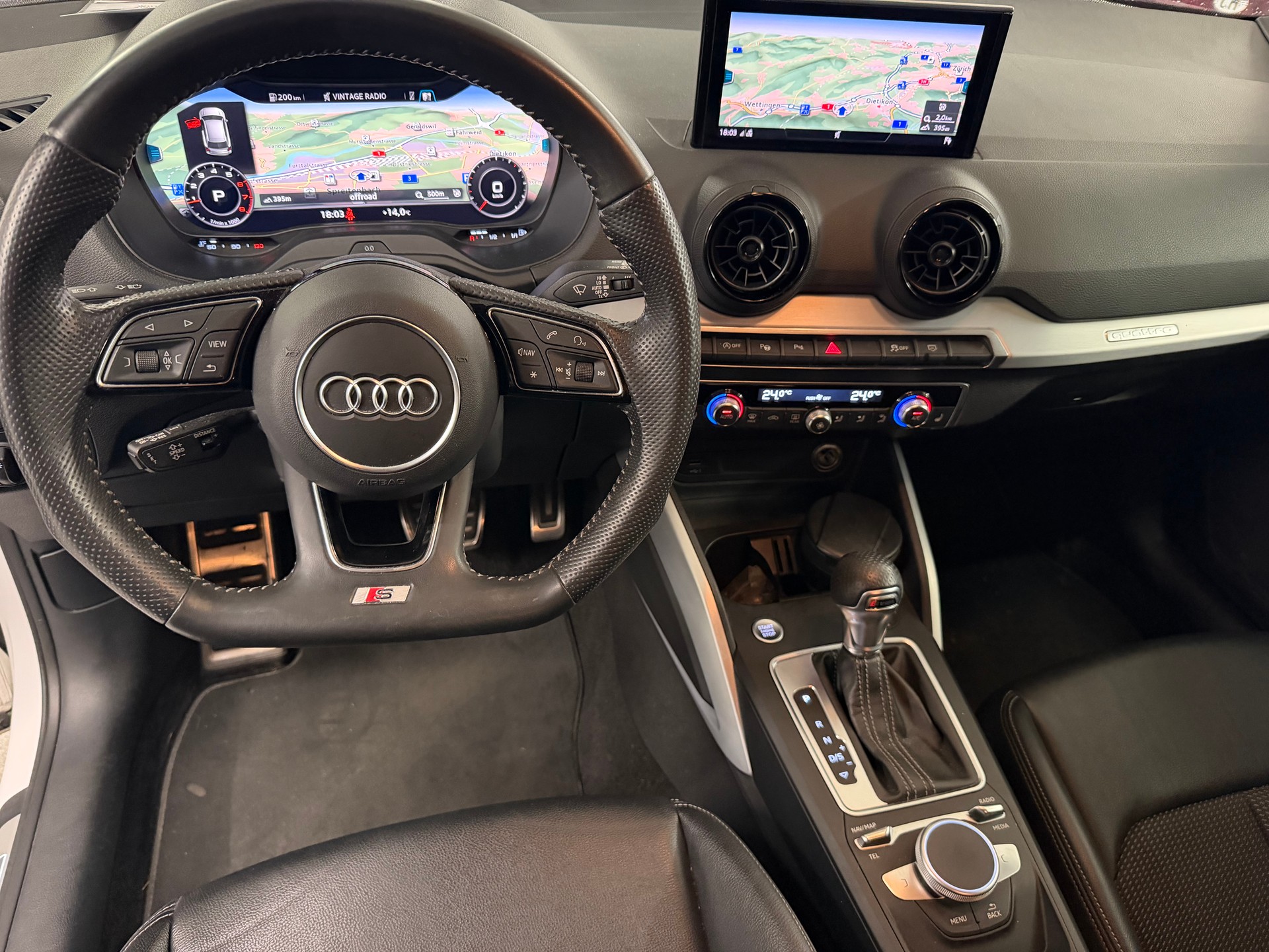 AUDI Q2 2.0 TFSI sport quattro S-tronic-image-8
