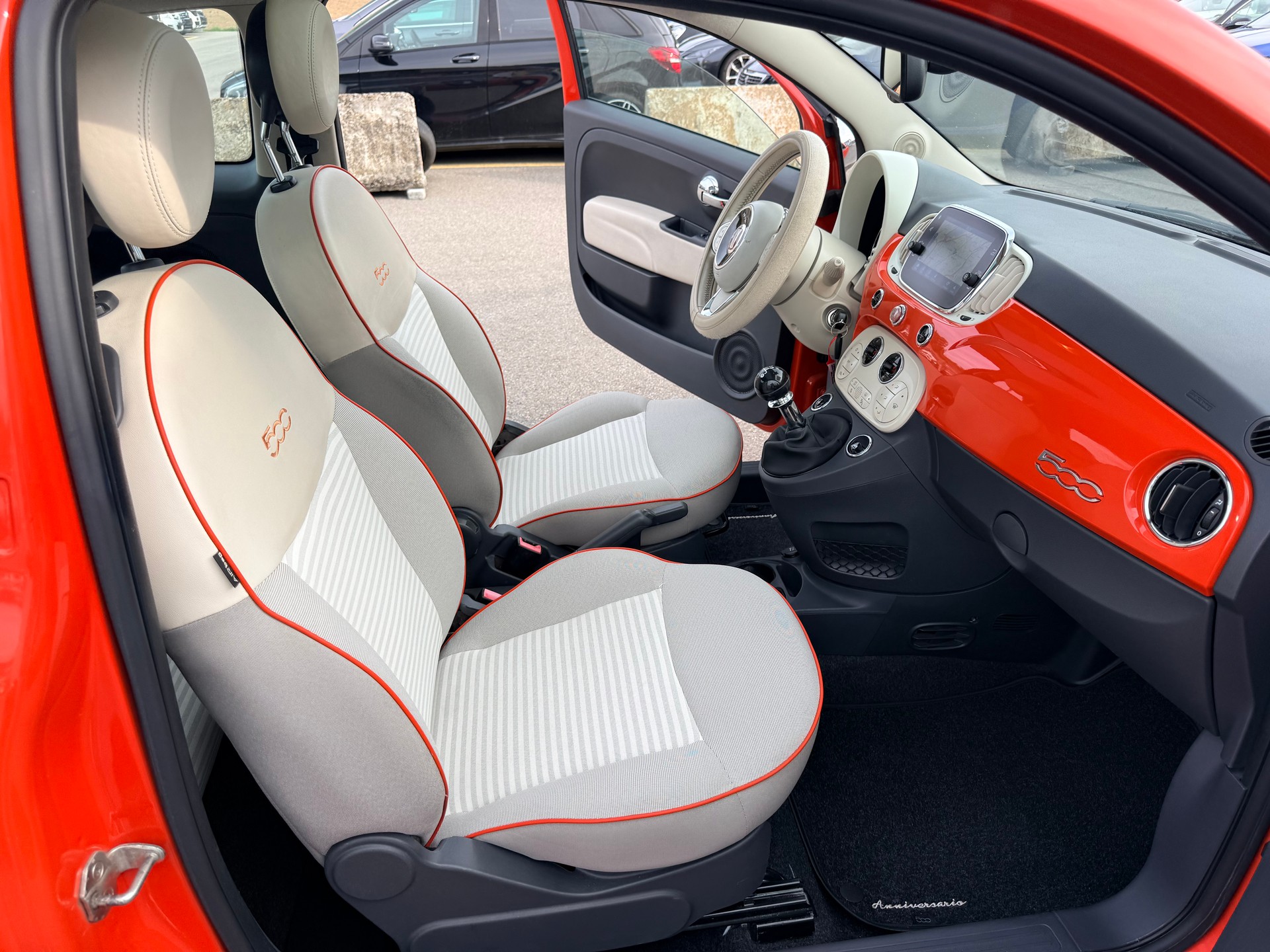 FIAT 500C 0.9 Twinair Anniversario-image-9