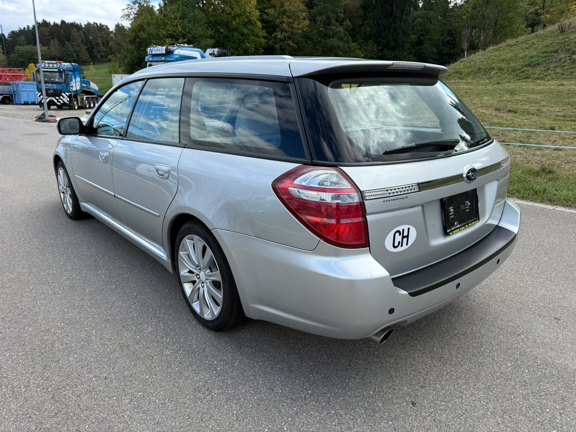 SUBARU Legacy 3.0R AWD Swiss Automatic-image-6
