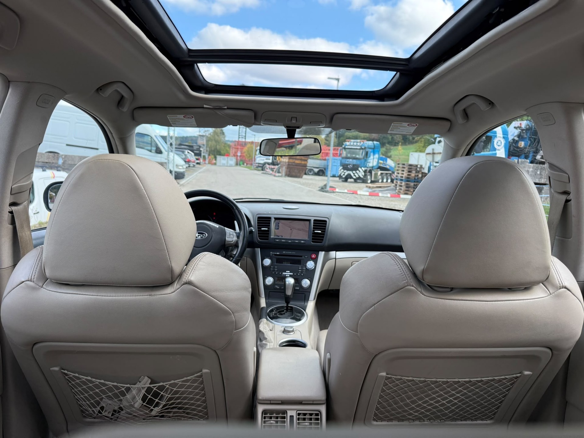 SUBARU Legacy 3.0R AWD Swiss Automatic-image-11