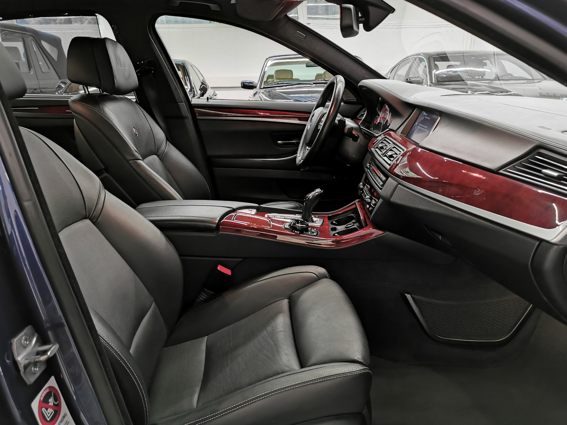 BMW-ALPINA D5 BiTurbo 3.0d Switch-Tronic FACELIFT nr. 177-image-12