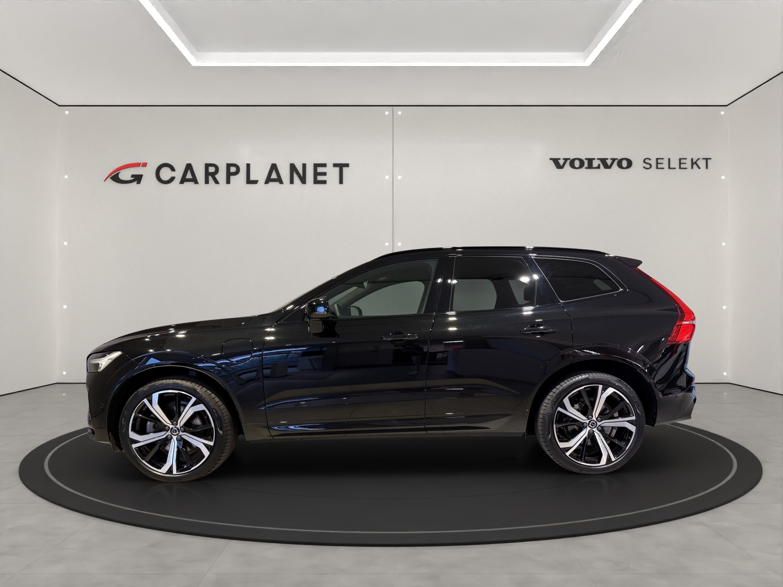 VOLVO XC60 2.0 T8 TE Ultimate Dark eAWD-image-1