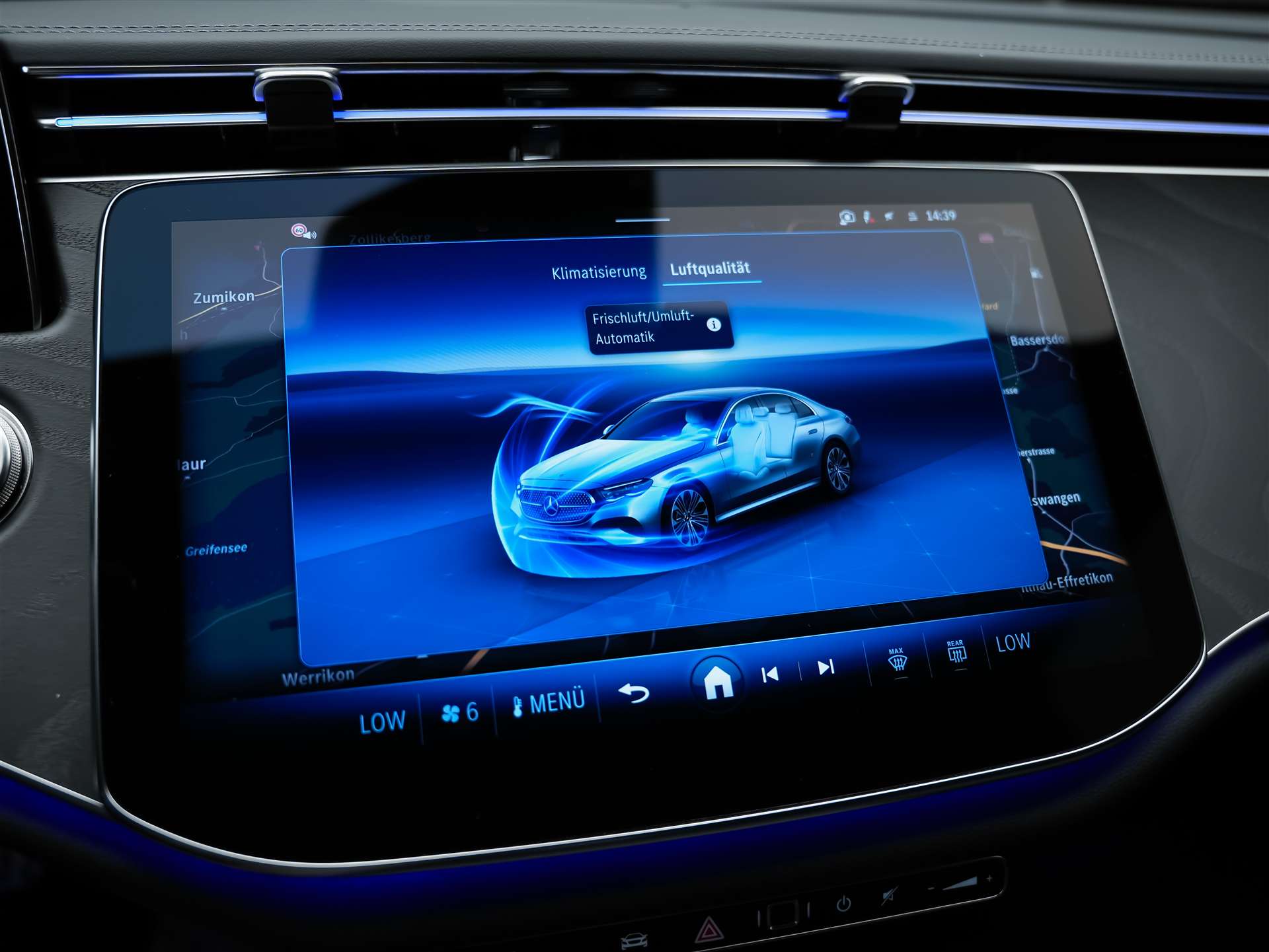 MERCEDES-BENZ E 220 d AMG Line 9G-Tronic *Werksgarantie*21" Felgen*Panorama*Lenkradheizung*-image-33