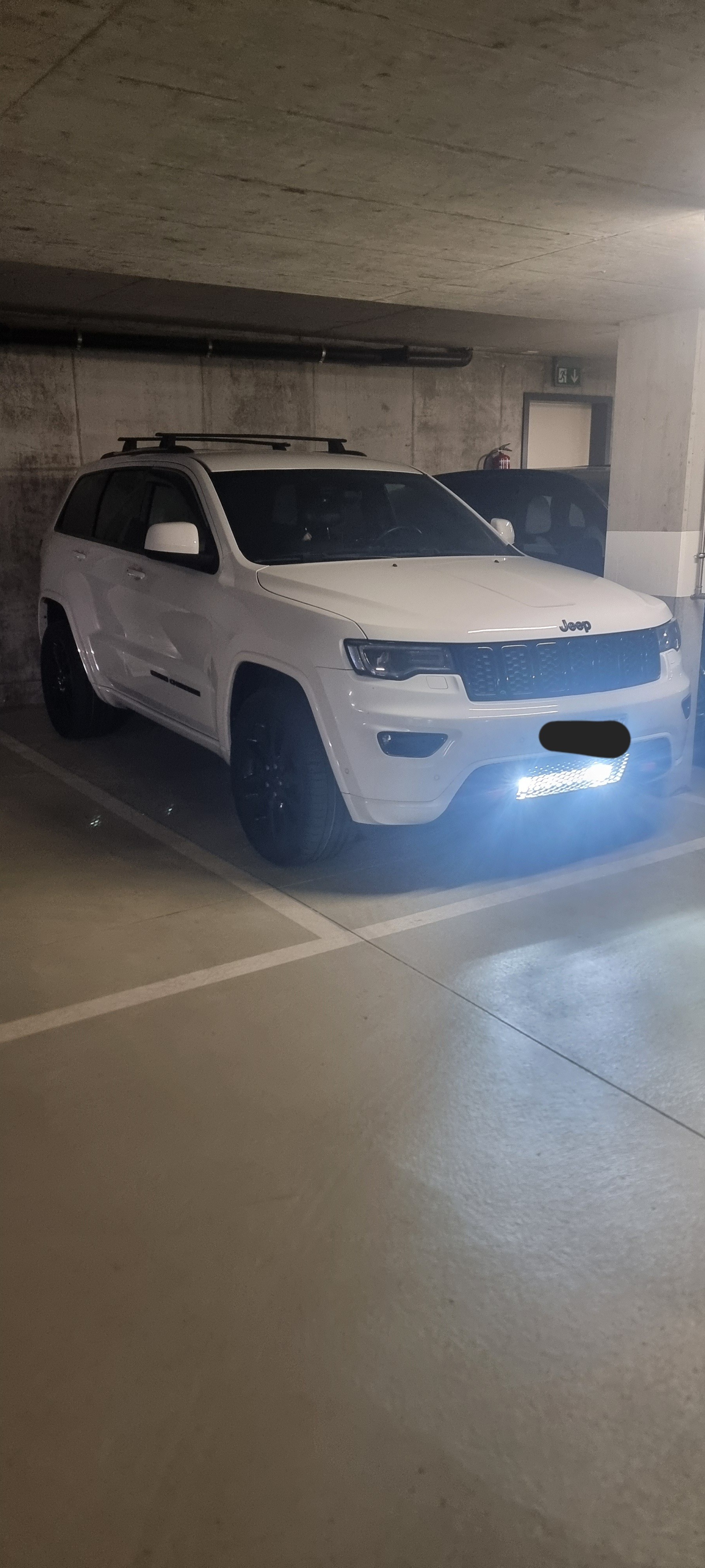 JEEP 3.0 CRD 250 Night Eagle-image-0