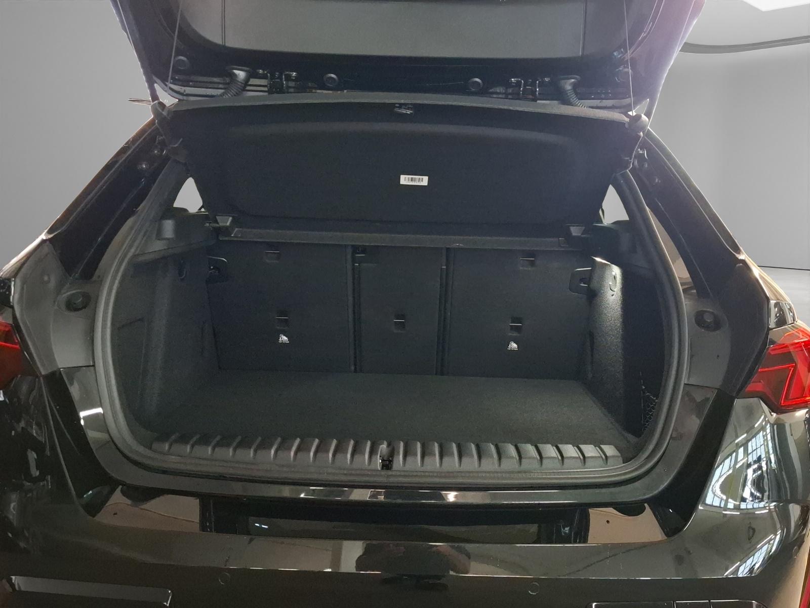 BMW 1er Reihe F70 123 xDrive-image-15