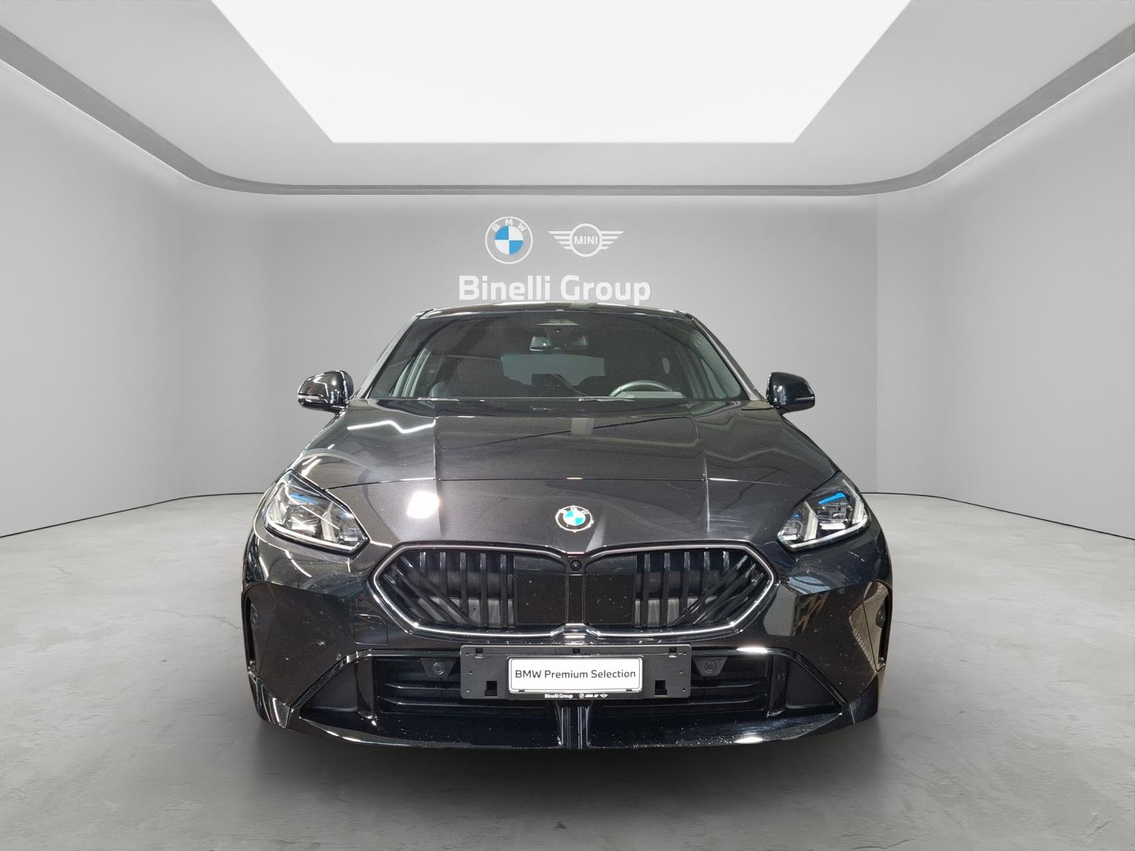 BMW 1er Reihe F70 123 xDrive-image-1