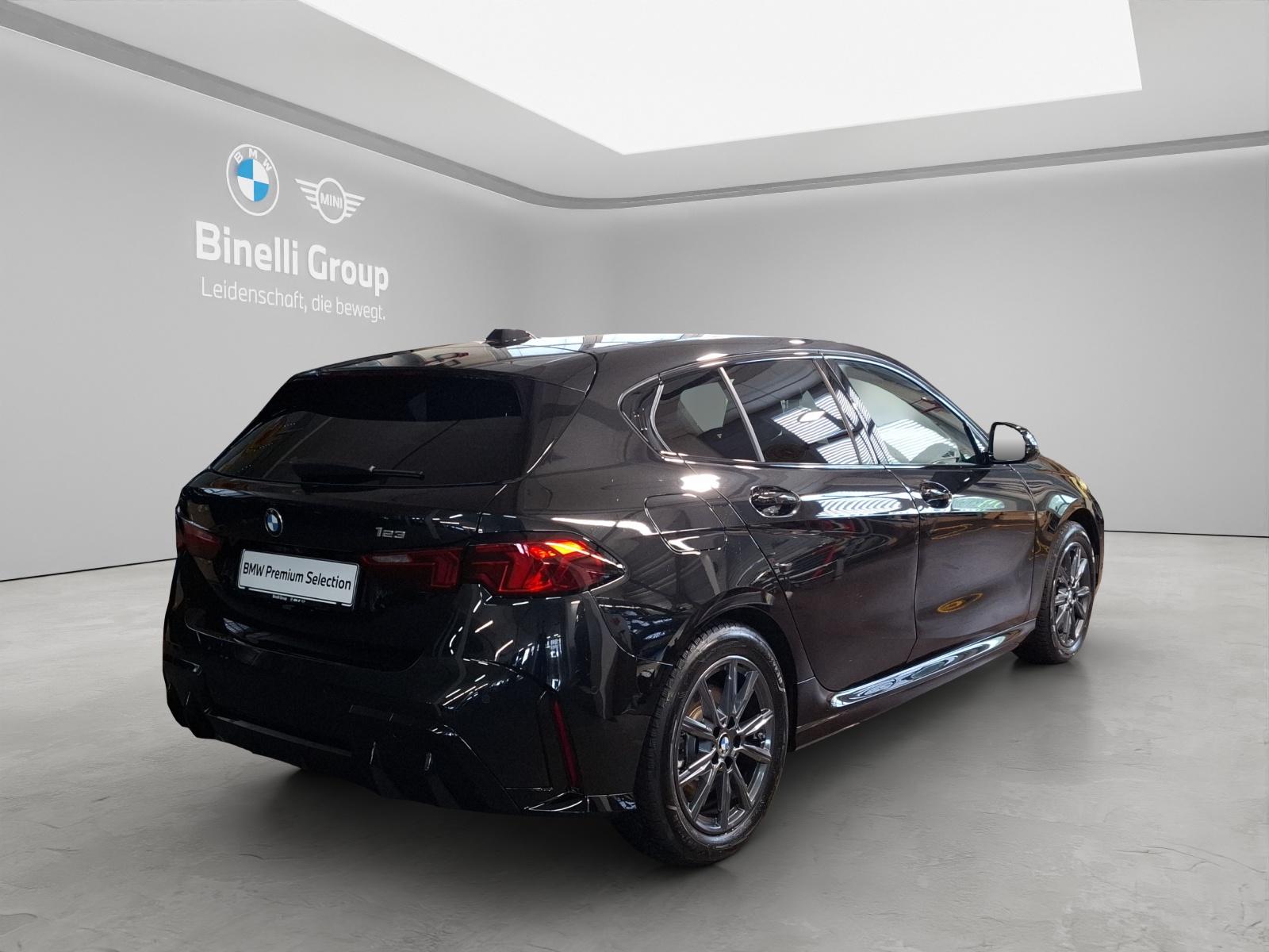 BMW 1er Reihe F70 123 xDrive-image-16