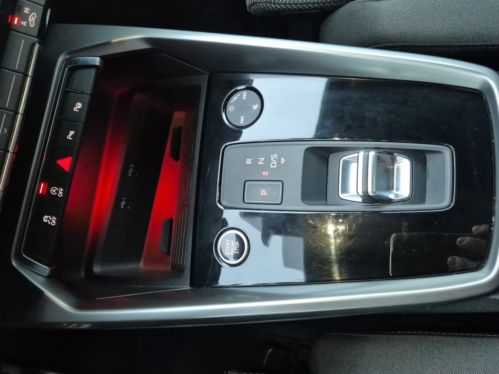 AUDI A3 Sportback 35 TFSI advanced Attraction S-tronic-image-15