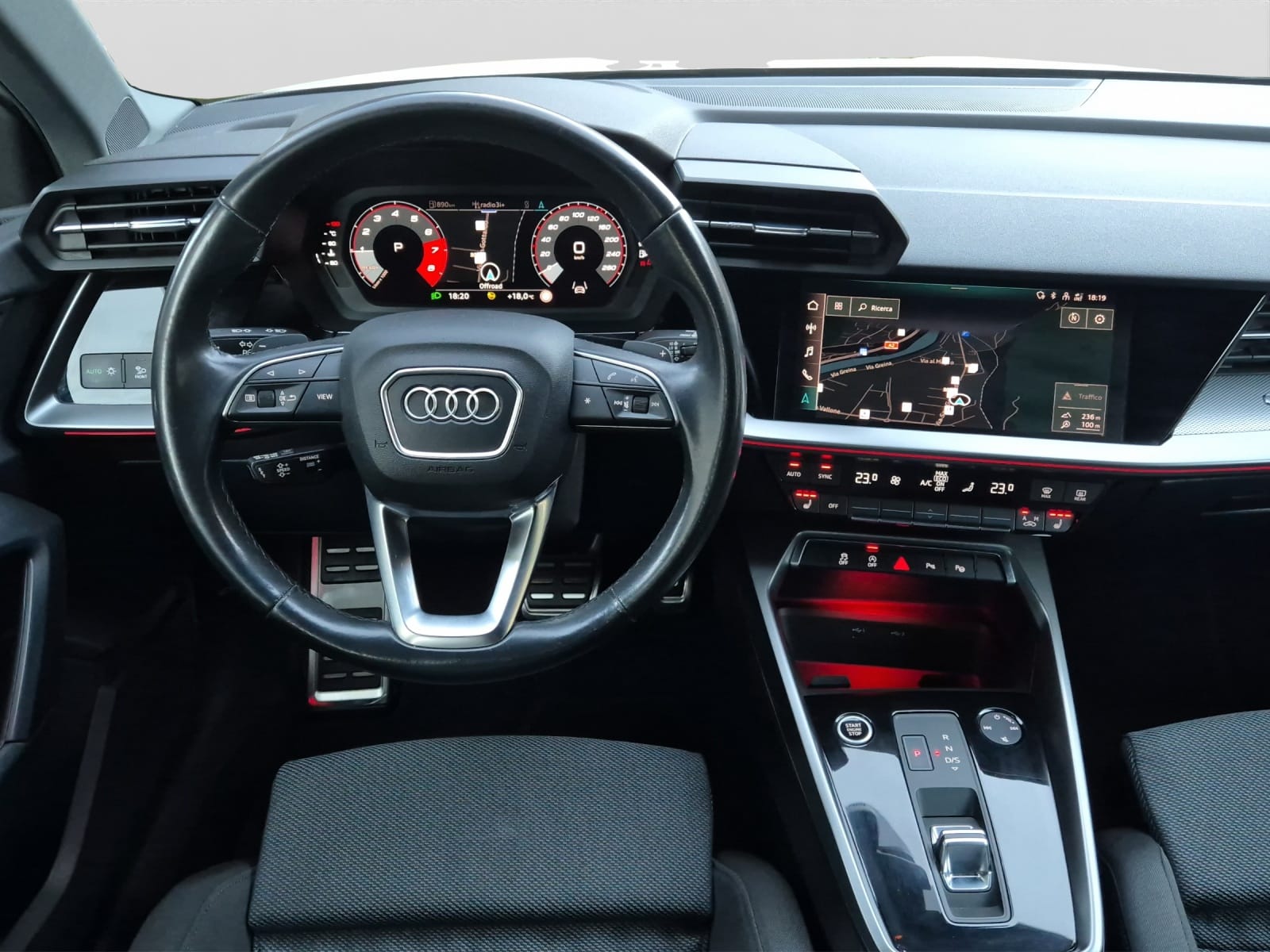 AUDI A3 Sportback 35 TFSI advanced Attraction S-tronic-image-12