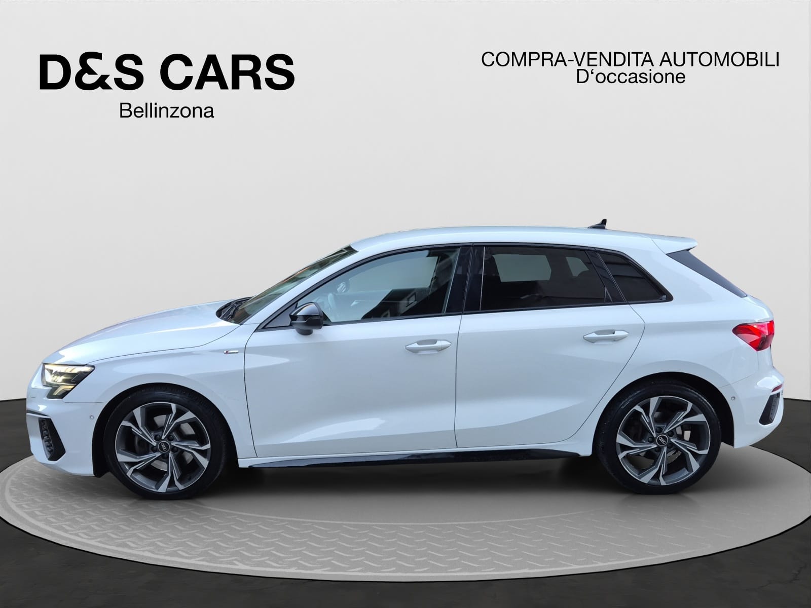 AUDI A3 Sportback 35 TFSI advanced Attraction S-tronic-image-2