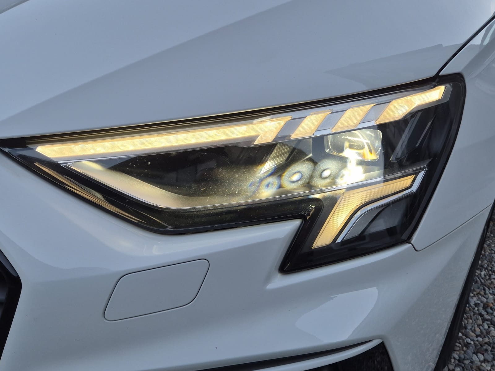 AUDI A3 Sportback 35 TFSI advanced Attraction S-tronic-image-1