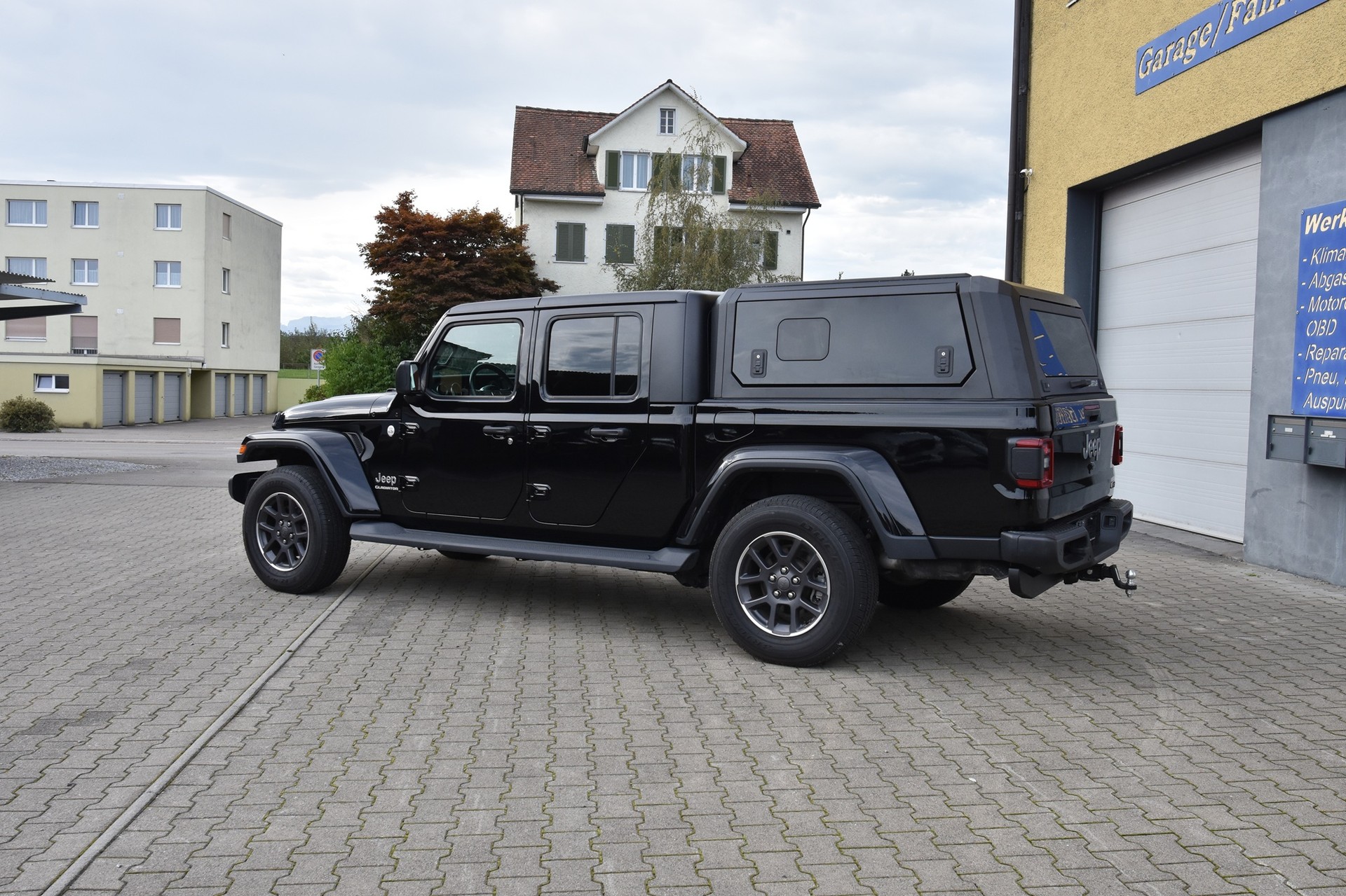 JEEP Overland-image-6
