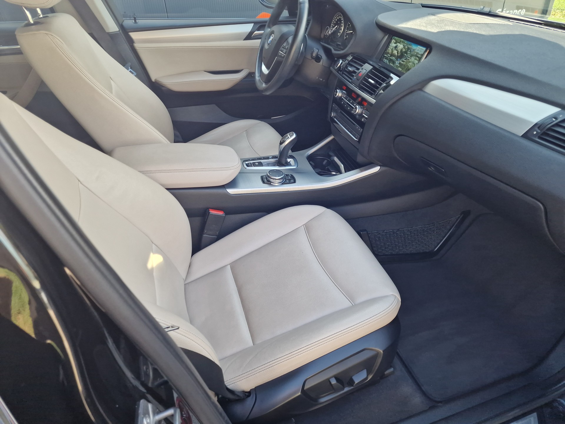 BMW X4 xDrive 28i Steptronic-image-7