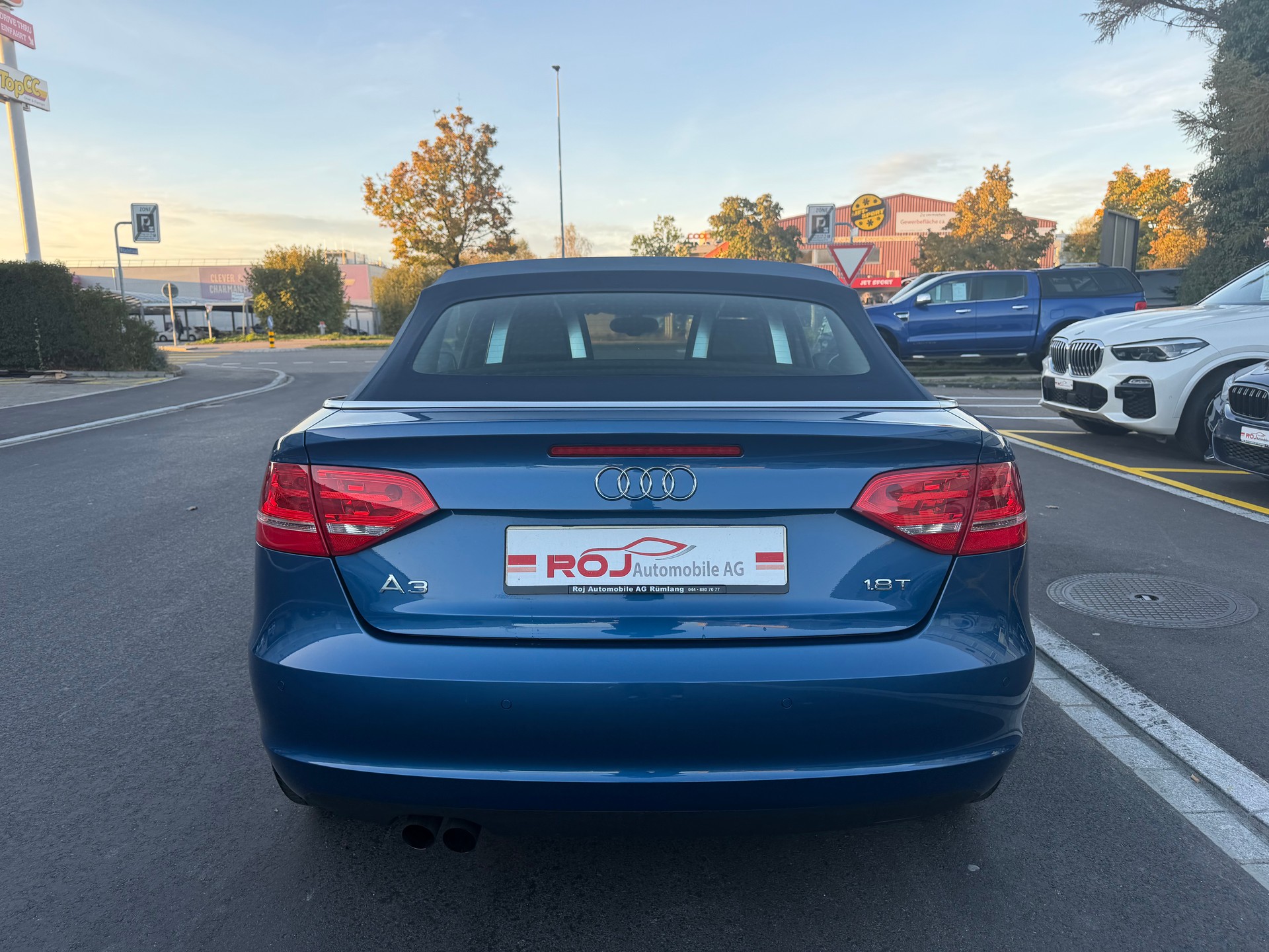 AUDI A3 Cabriolet 1.8 TFSI Ambition-image-5