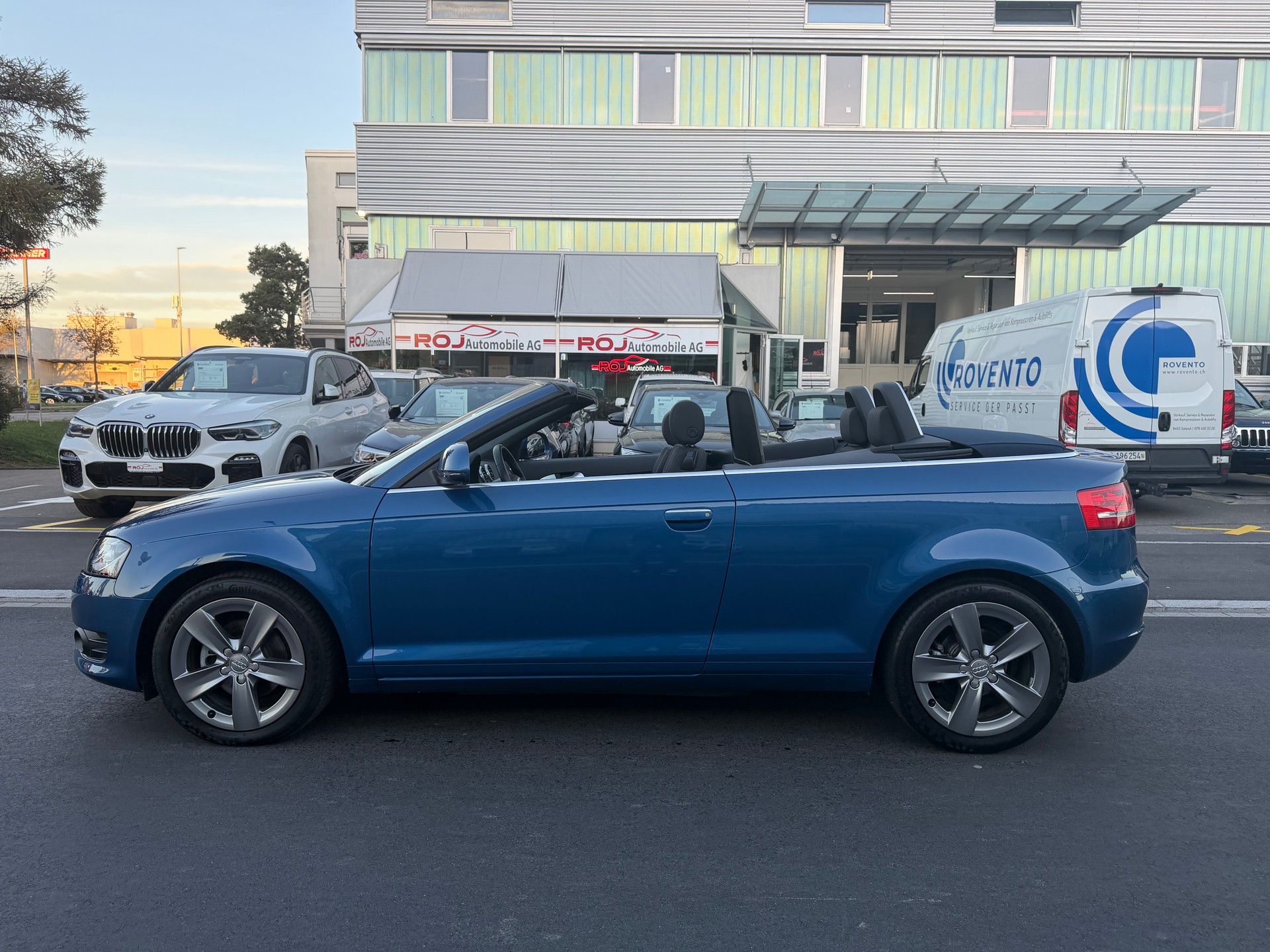 AUDI A3 Cabriolet 1.8 TFSI Ambition-image-16