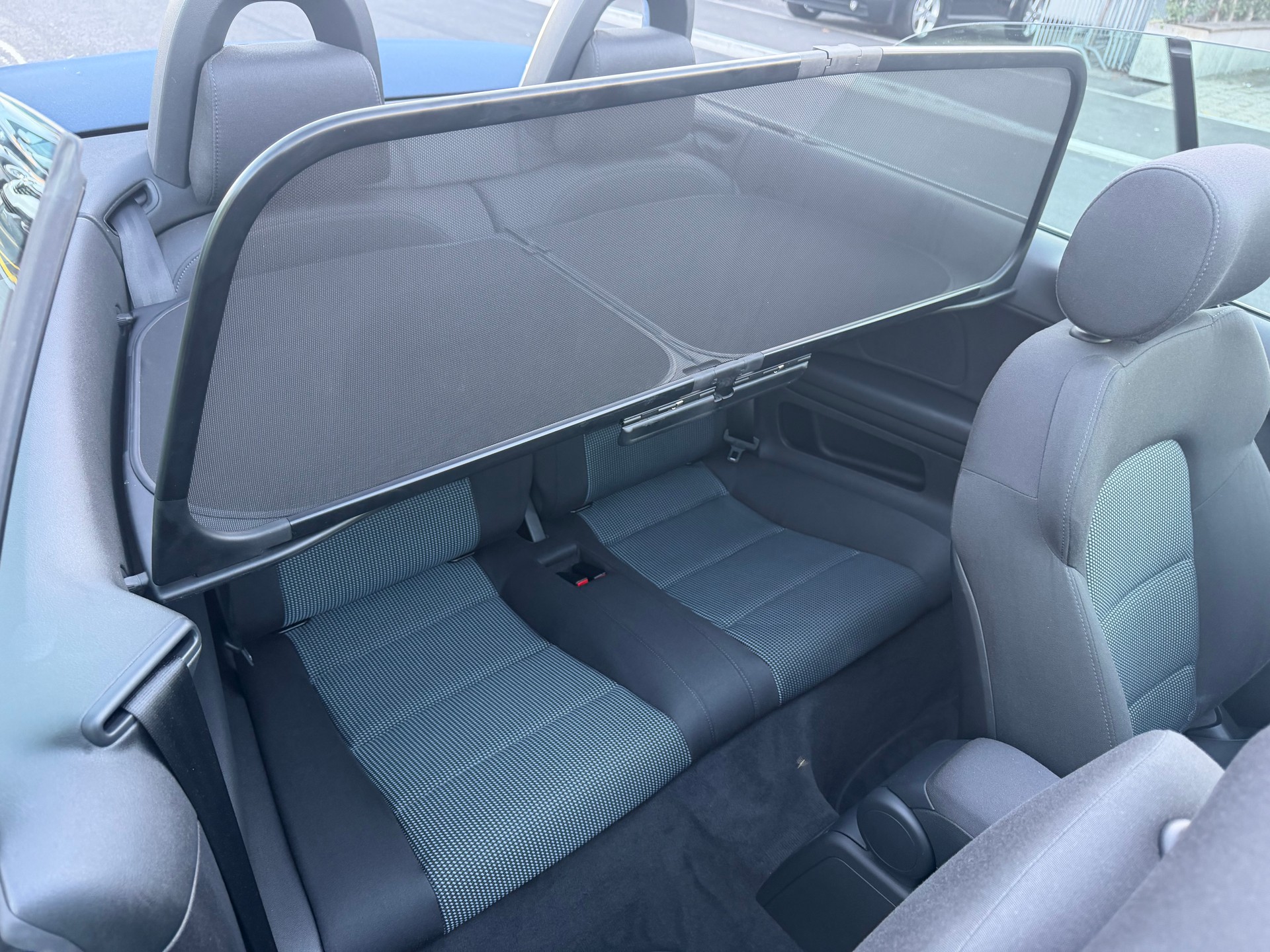 AUDI A3 Cabriolet 1.8 TFSI Ambition-image-13