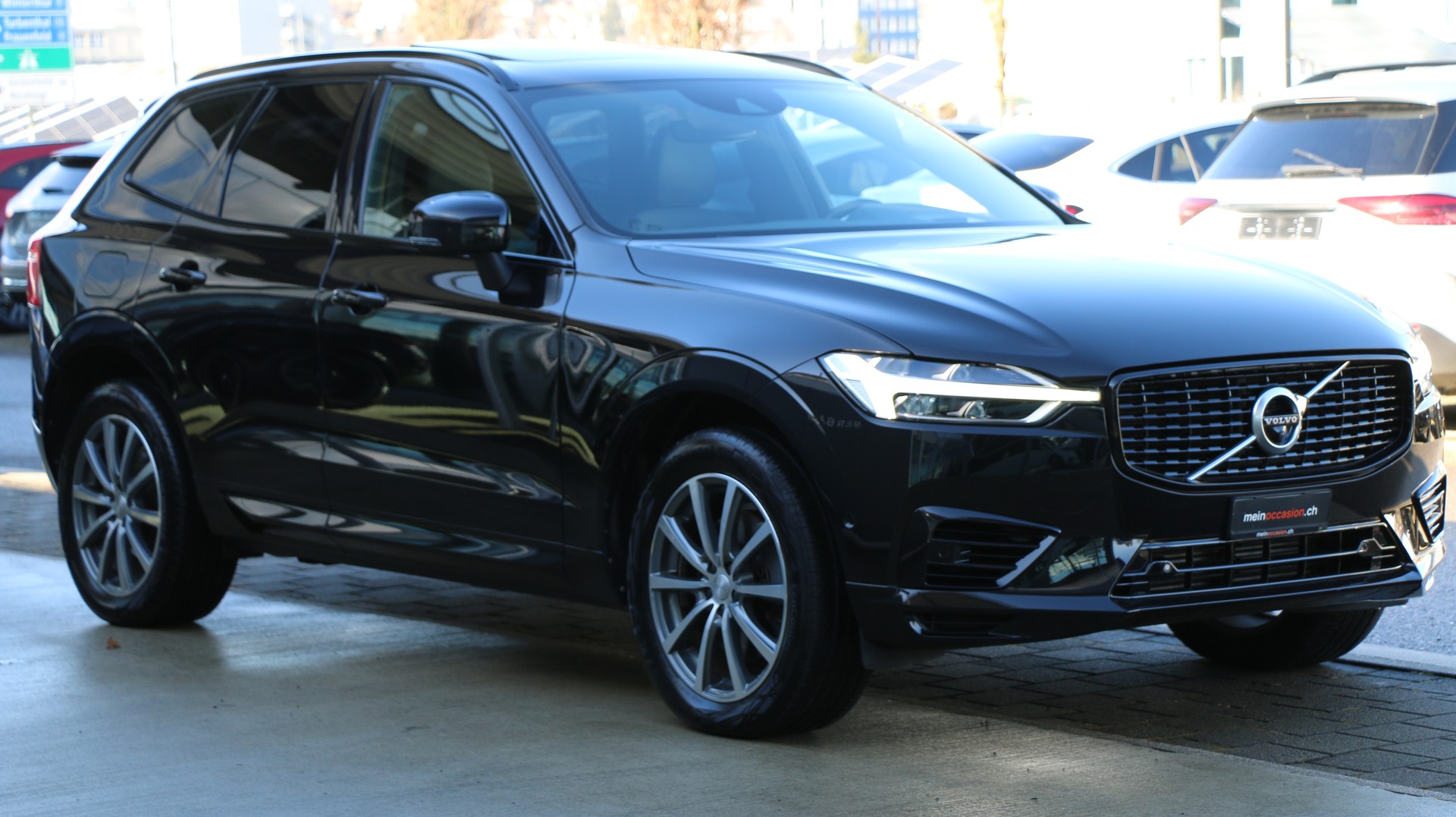 VOLVO XC60 T8 eAWD-image-6