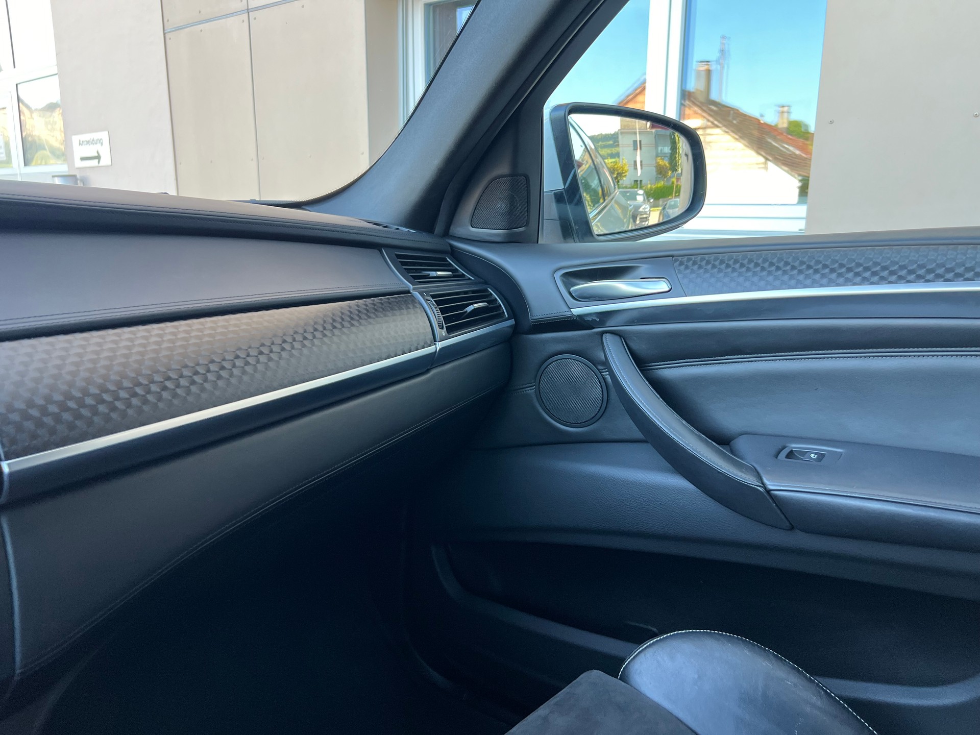 BMW X6 xDrive 40d I 306 PS I M SPORT PAKET I Steptronic-image-23