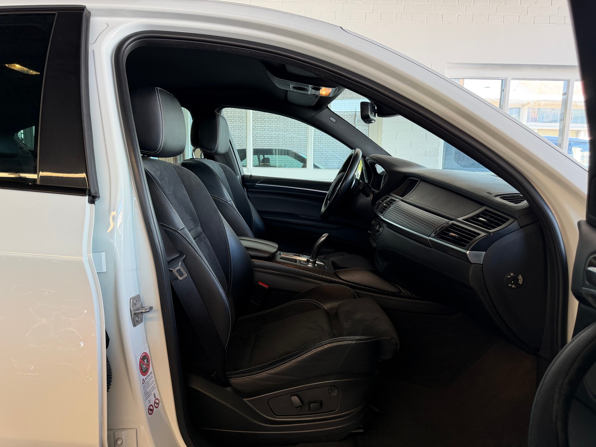 BMW X6 xDrive 40d I 306 PS I M SPORT PAKET I Steptronic-image-7