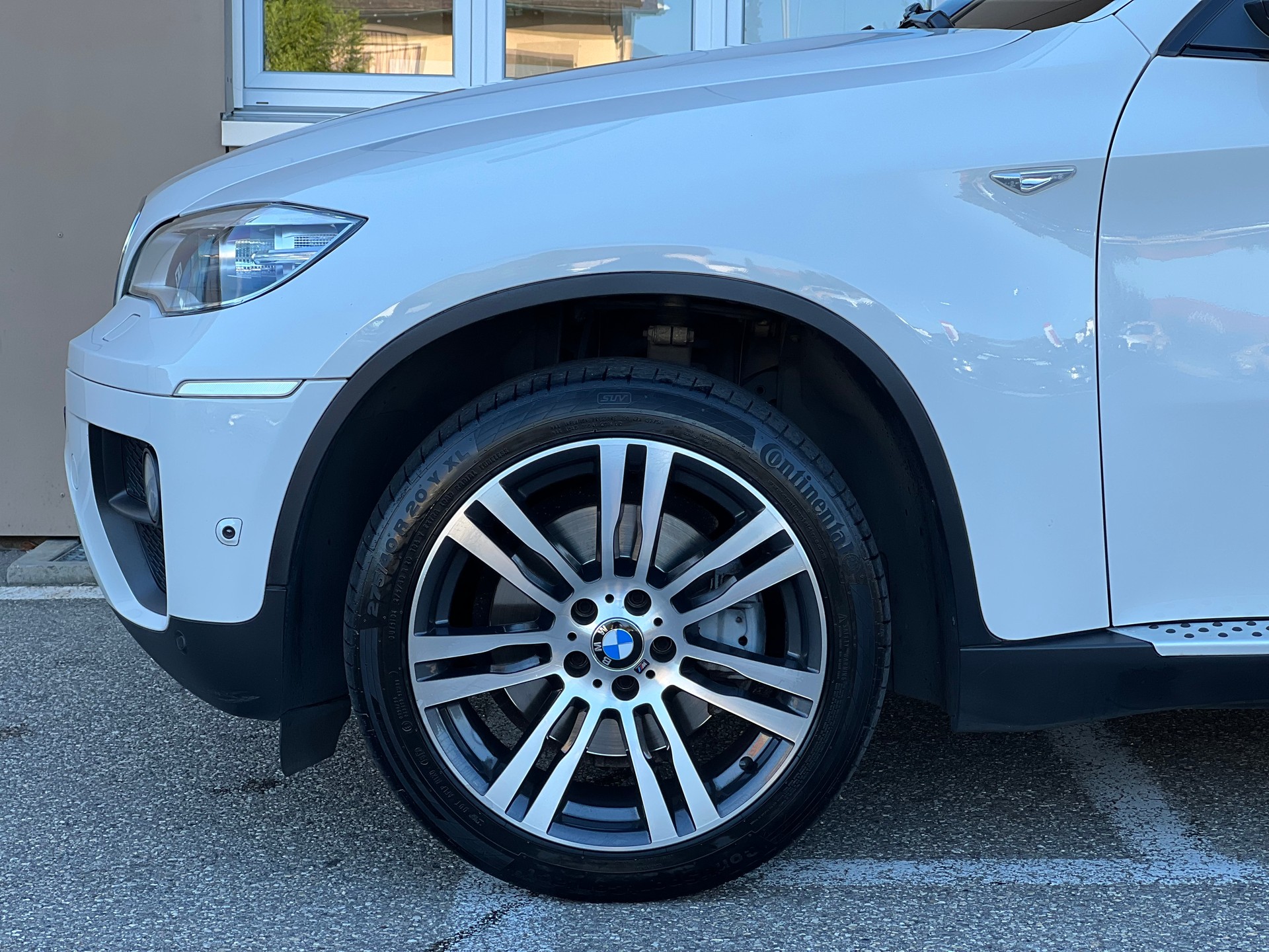 BMW X6 xDrive 40d I 306 PS I M SPORT PAKET I Steptronic-image-9
