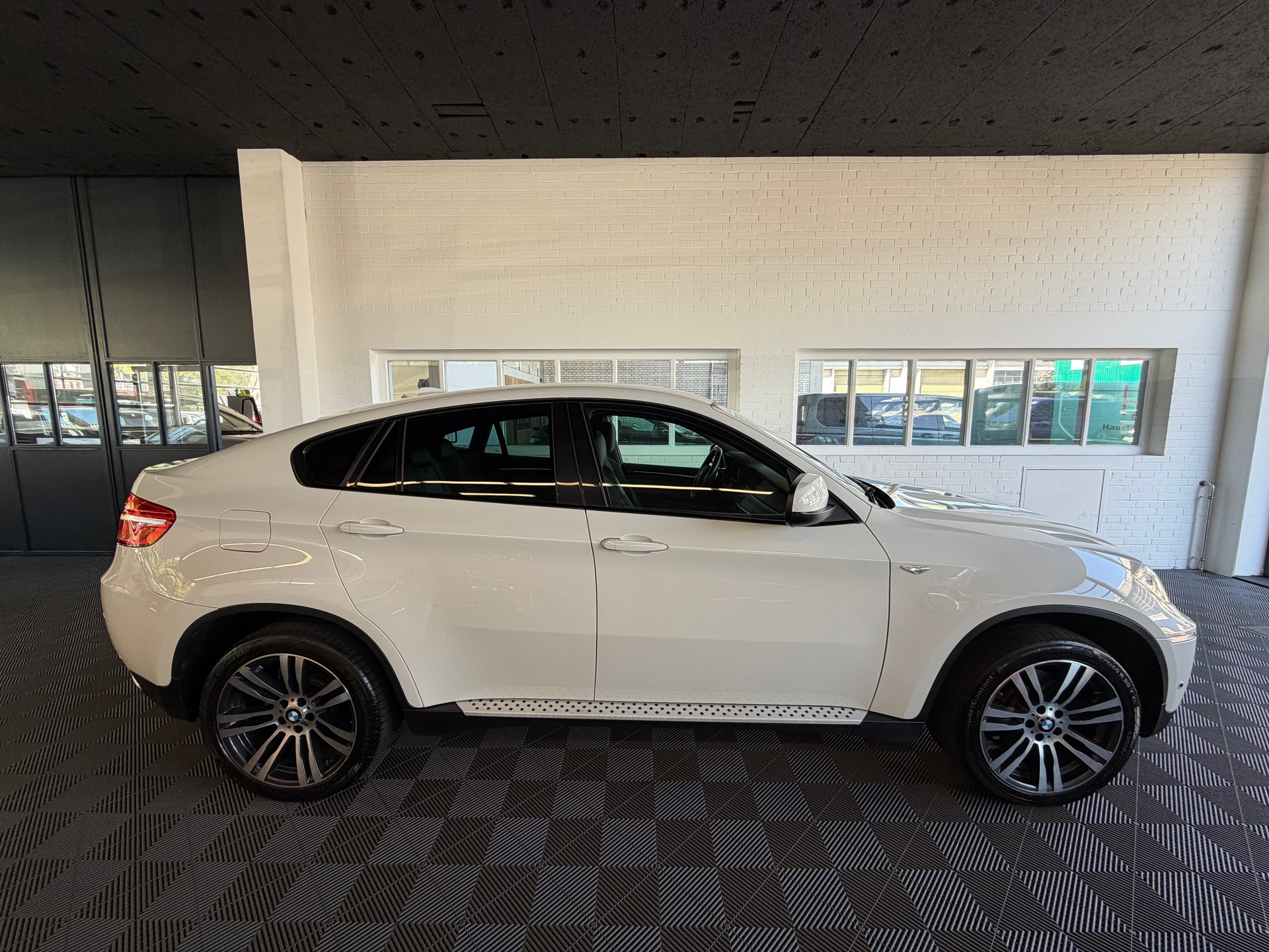 BMW X6 xDrive 40d I 306 PS I M SPORT PAKET I Steptronic-image-1
