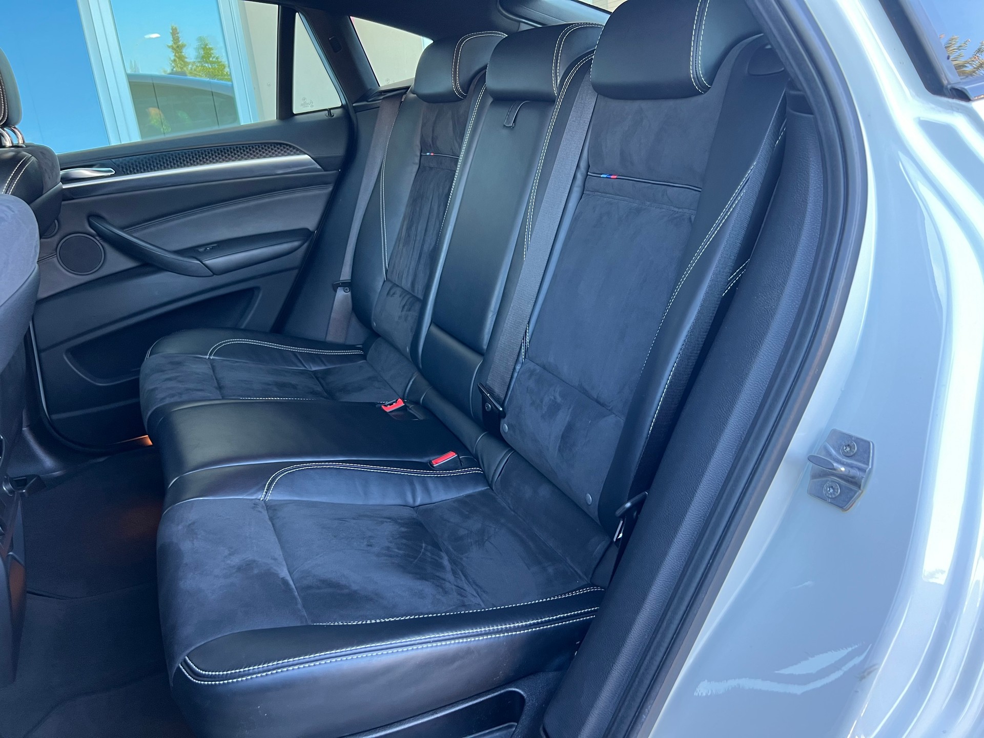 BMW X6 xDrive 40d I 306 PS I M SPORT PAKET I Steptronic-image-26