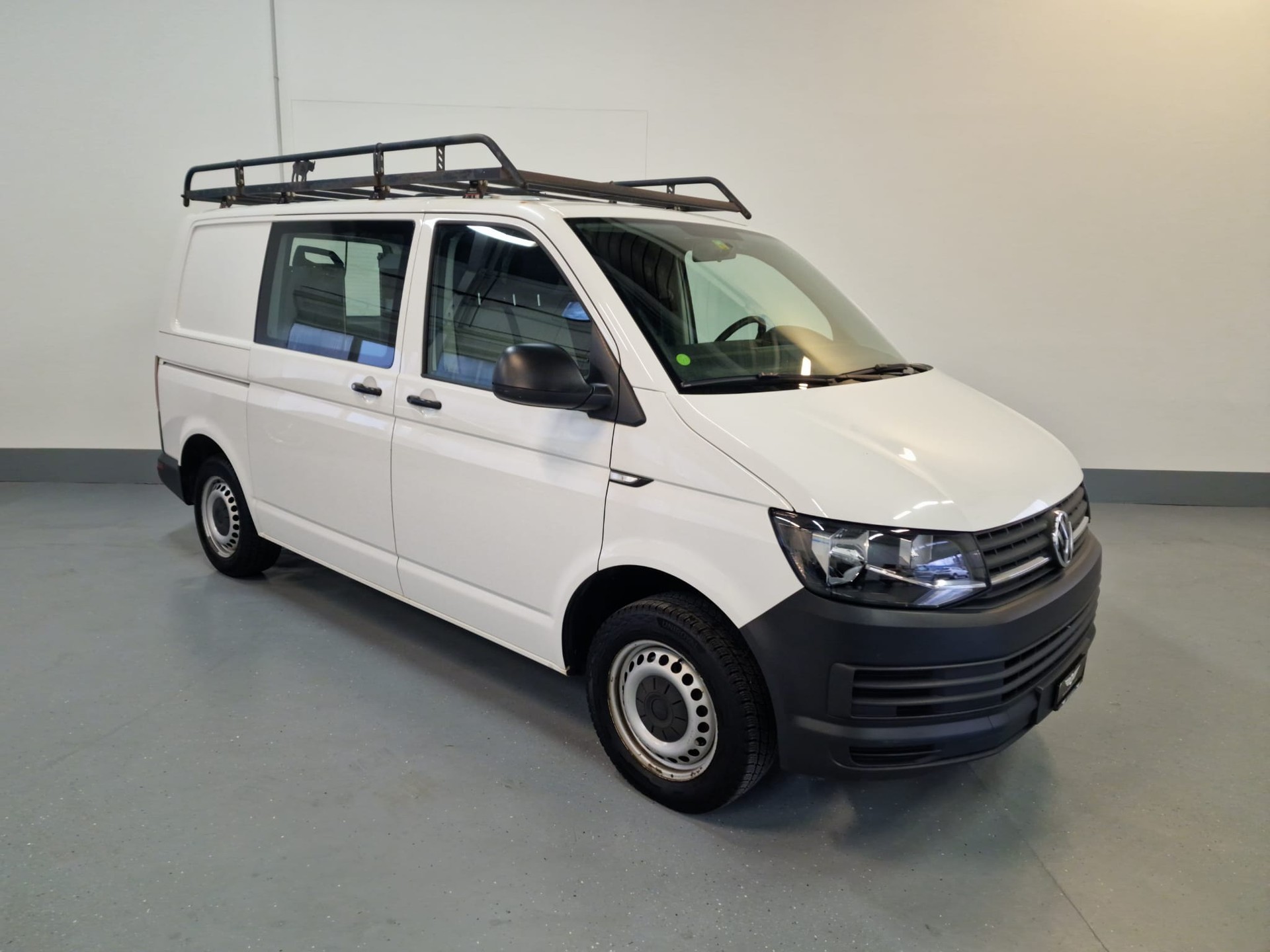 VW T6 2.0 TDI Euro 6-image-1