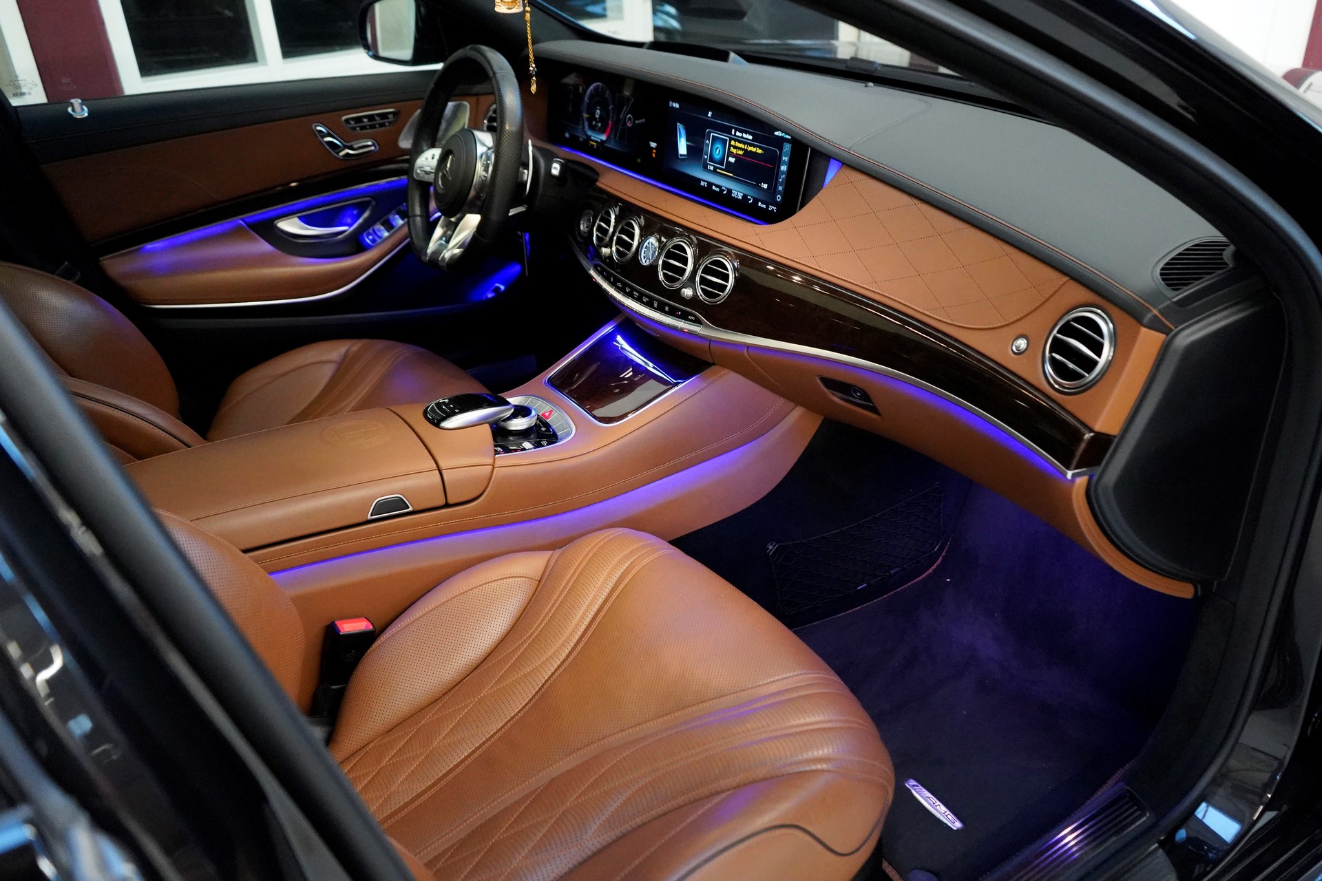 MERCEDES-BENZ S 63 AMG L 4Matic+ 9G-Tronic-image-12