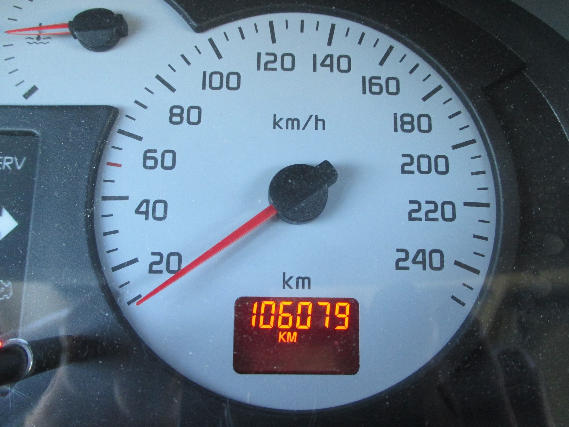 RENAULT Scénic 2.0 16V Expression-image-13