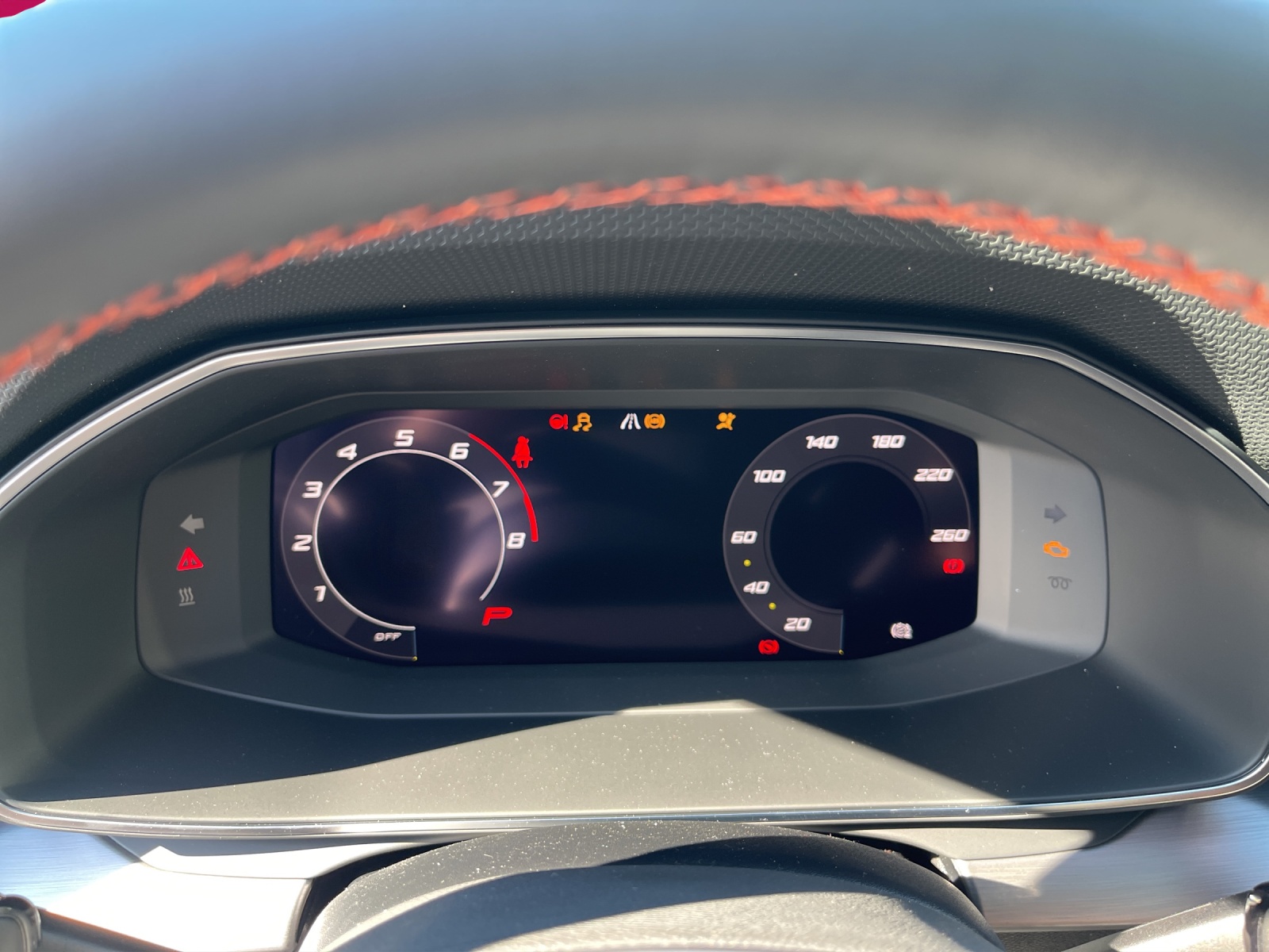 SEAT Leon 1.5 eTSI mHEV DSG 75 Edition-image-6