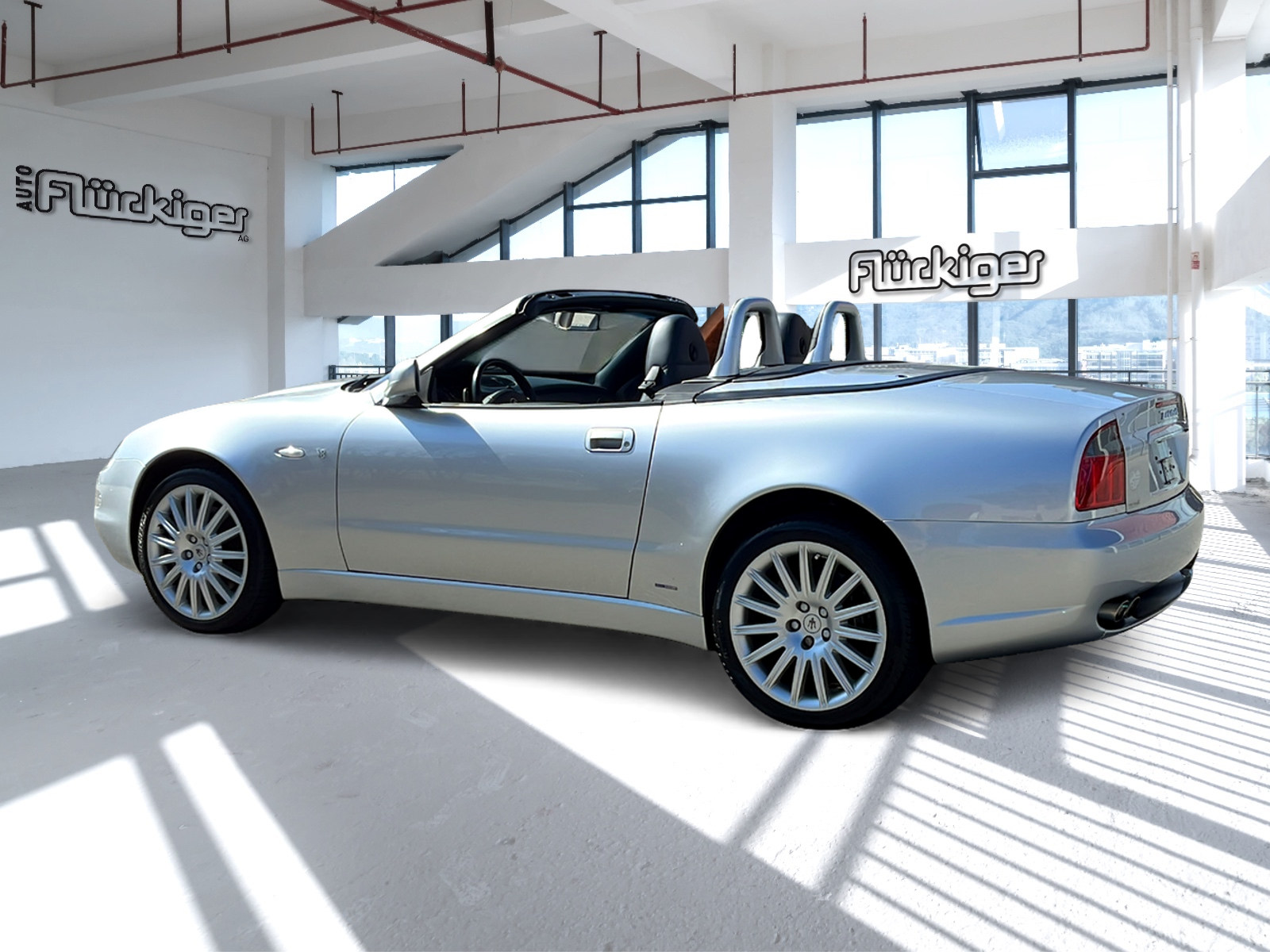 MASERATI Spyder GT-showroom-element-3