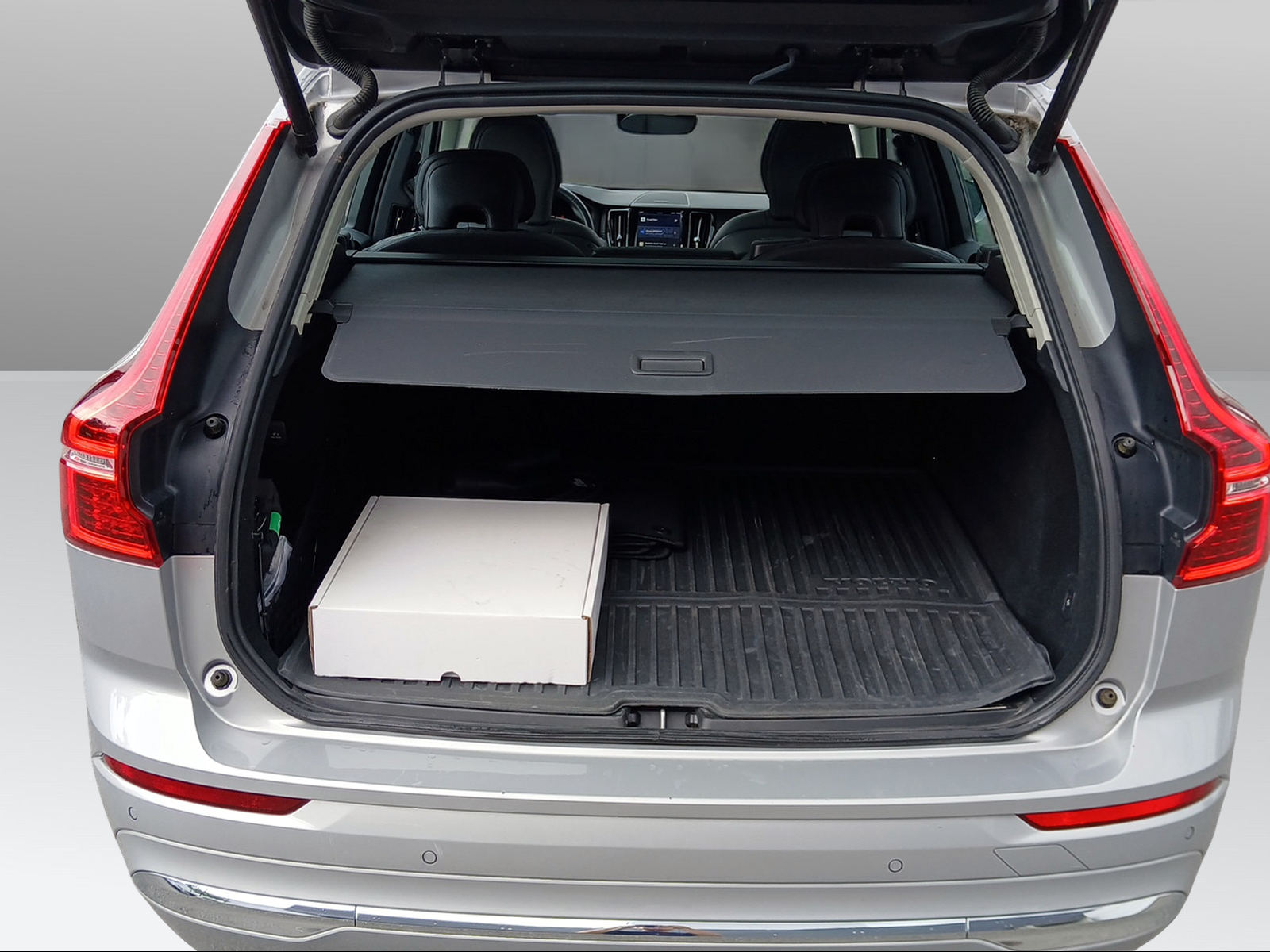 VOLVO XC60 2.0 T6 TE Ultimate Bright eAWD-image-9