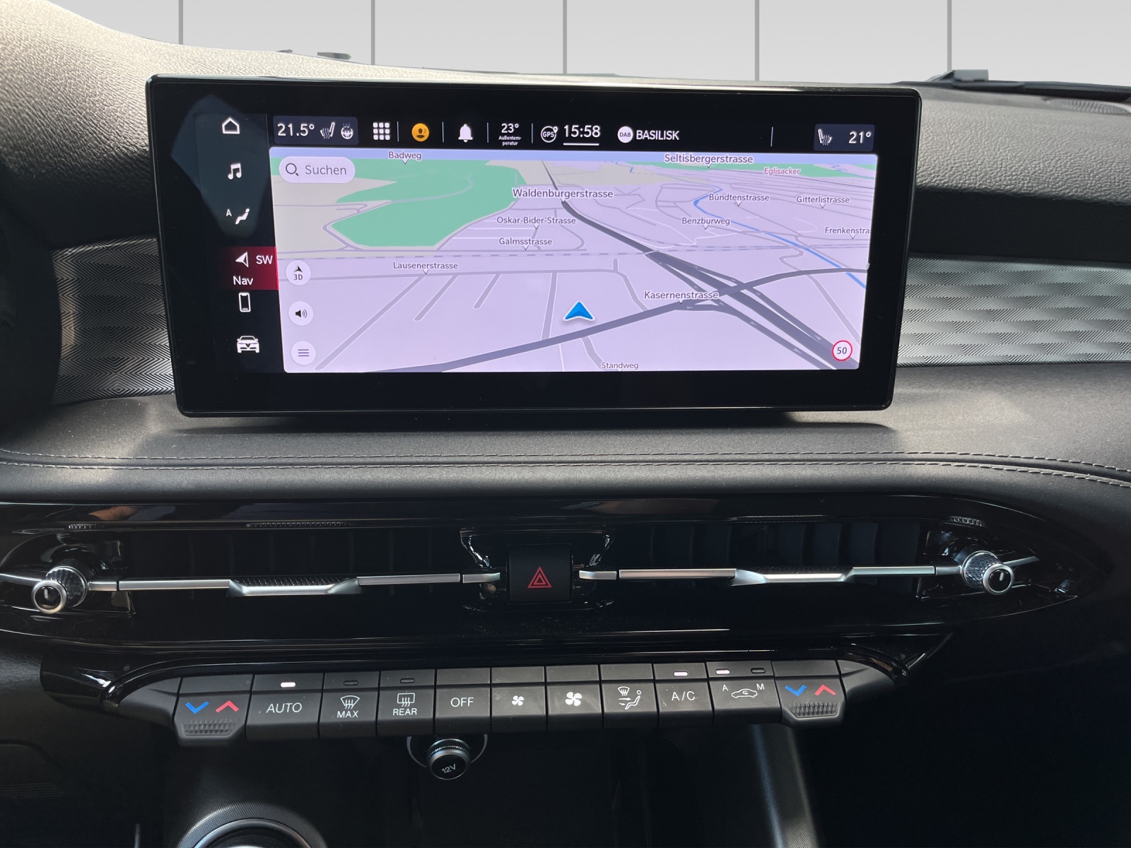 ALFA ROMEO Tonale 1.3 Plug-in-Hybrid Q4 Veloce-image-11