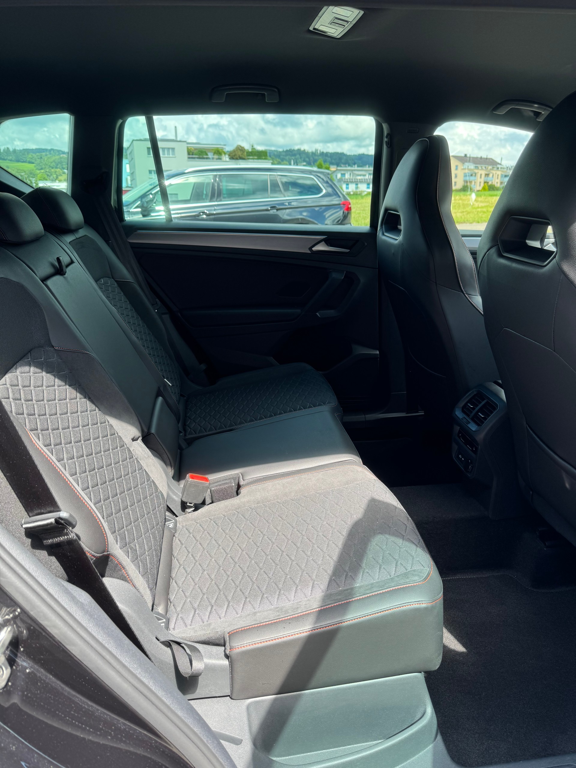 SEAT Tarraco 1.4 e-HYBRID DSG Move FR-image-12
