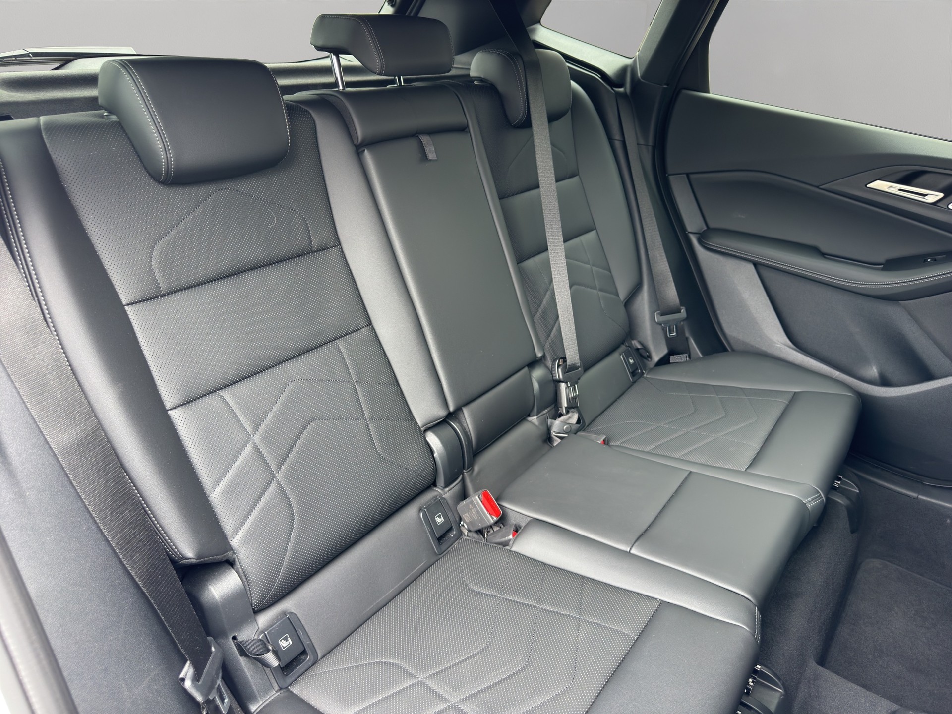 BMW 223d Active Tourer xDrive M Sport DKG-image-16
