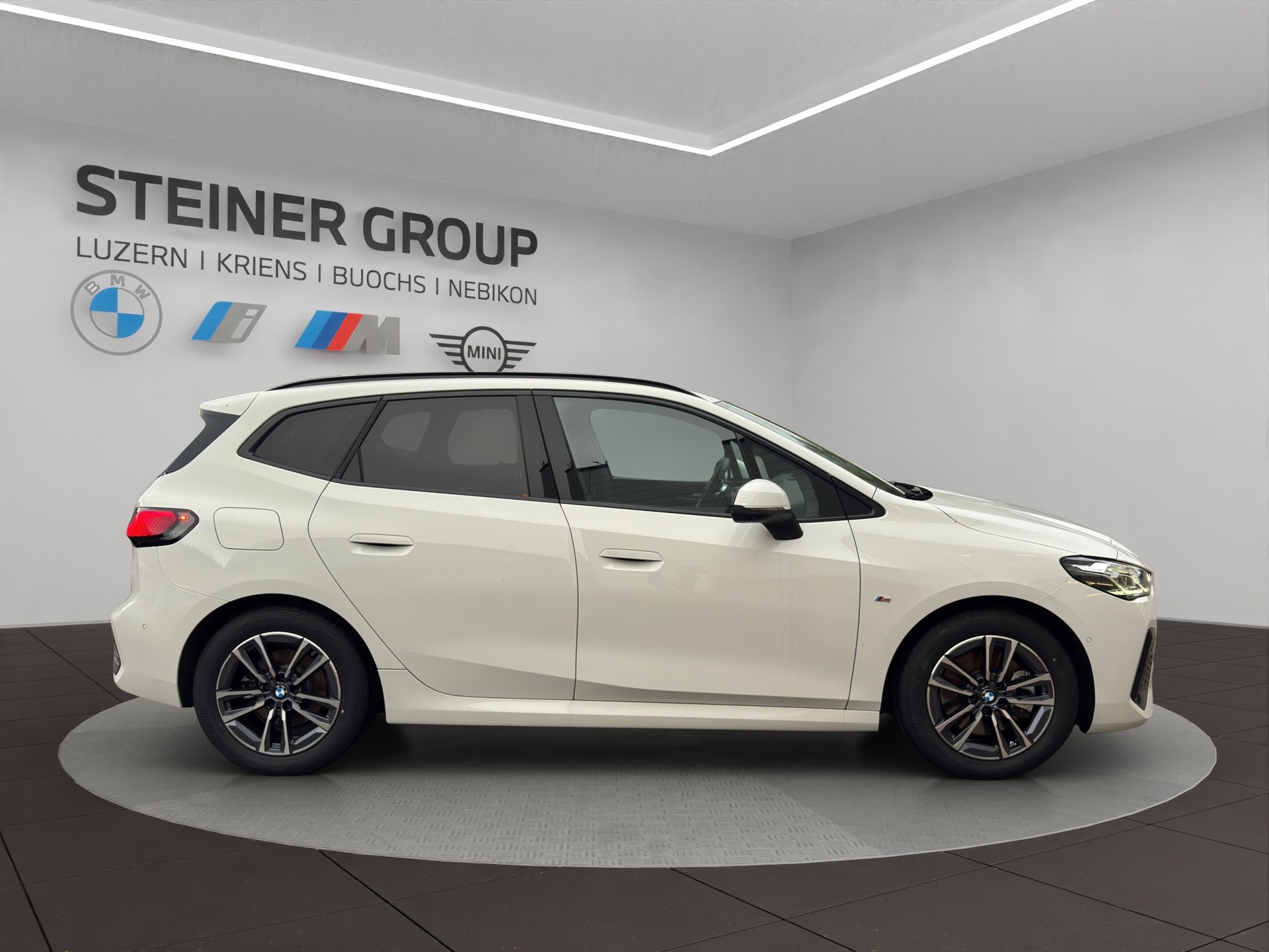BMW 223d Active Tourer xDrive M Sport DKG-image-5