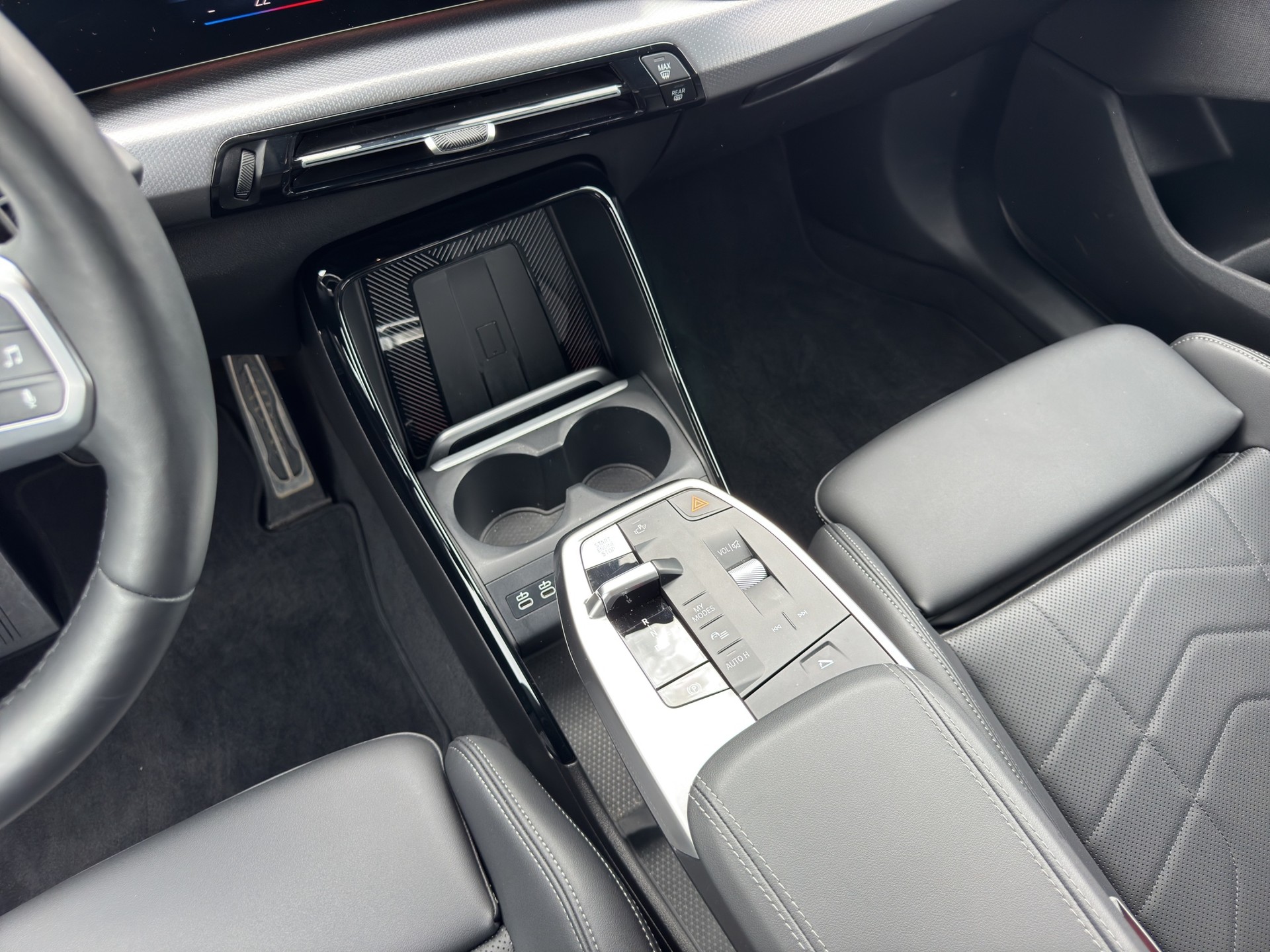 BMW 223d Active Tourer xDrive M Sport DKG-image-12