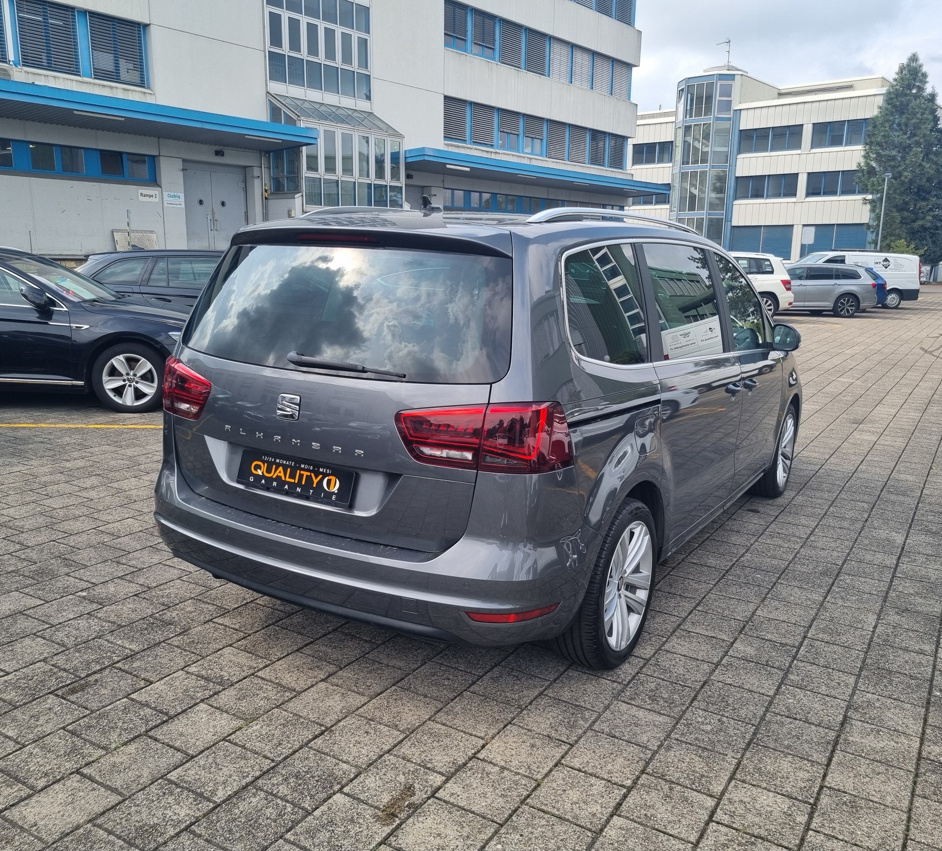 SEAT Alhambra 2.0 TDI Highline 7 P 184 PS DSG-image-3