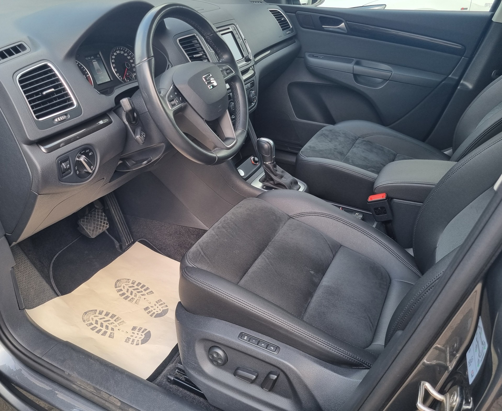 SEAT Alhambra 2.0 TDI Highline 7 P 184 PS DSG-image-10