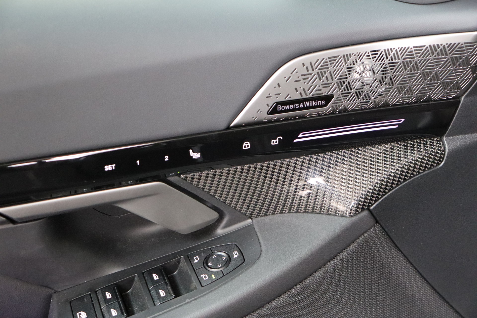 BMW 540d XDRIVE 48V TOURING M SPORT STEPTRONIC ** FAHRASSISTENZ-PAKET ** BOWERS & WILKINS ** 360 GRA PARK-PAKET **-image-10