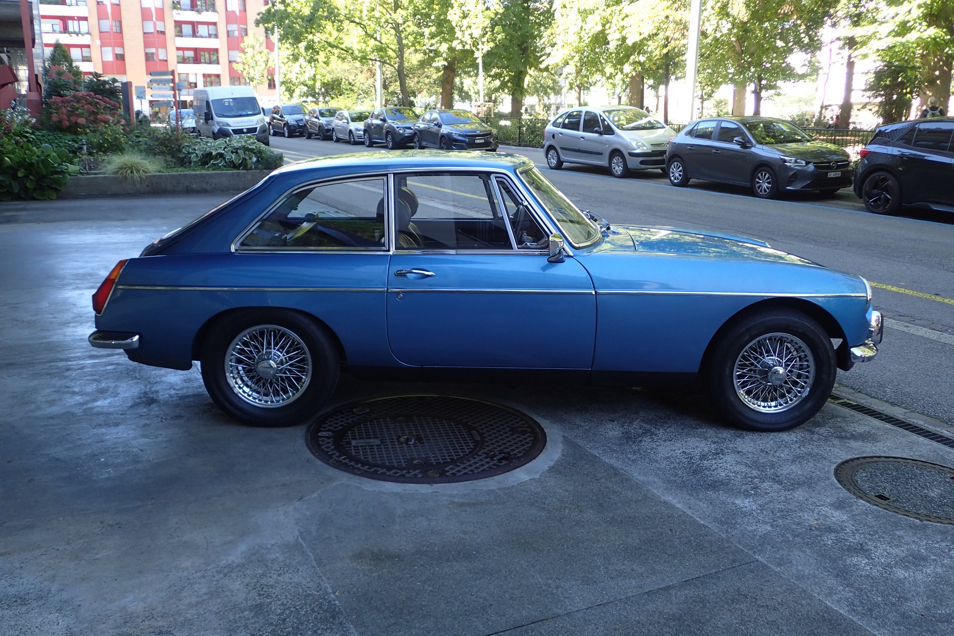 MG MGB-showroom-element-3